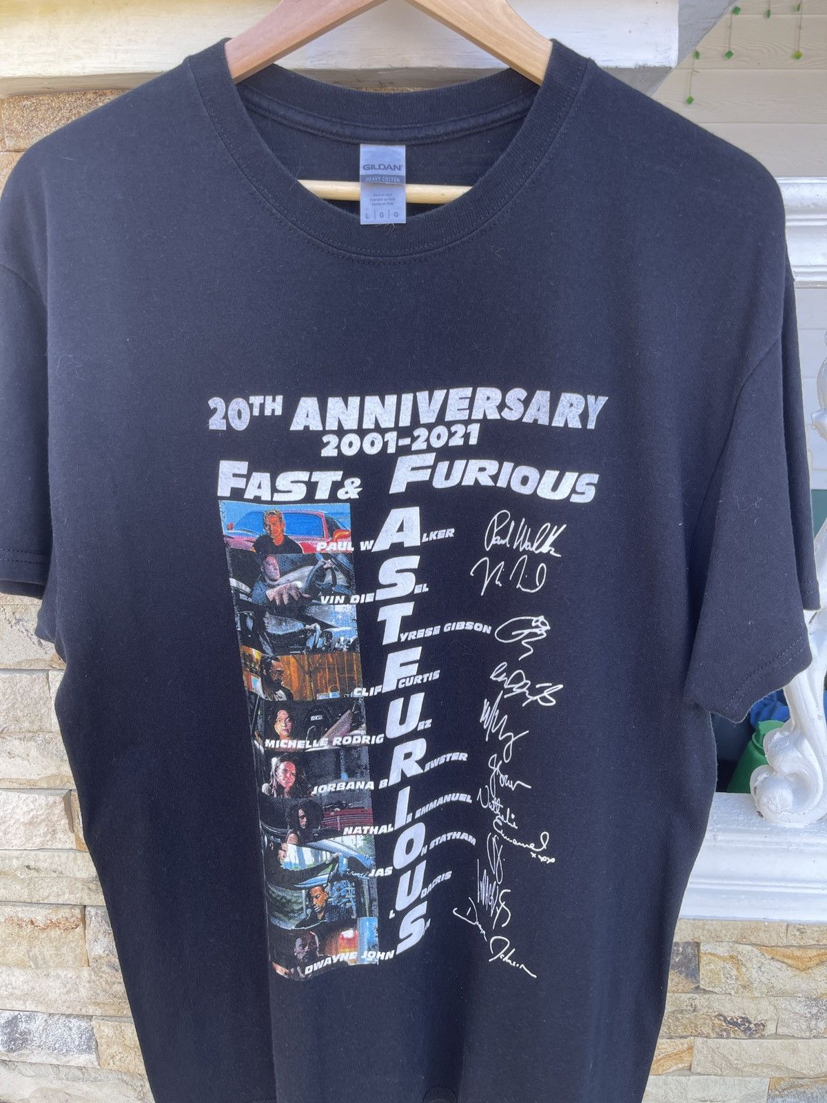 Vintage Vintage 20th Anniversary 2001-2021 Fast Furious Movie Tee Size US L / EU 52-54 / 3 - 1 Thumbnail