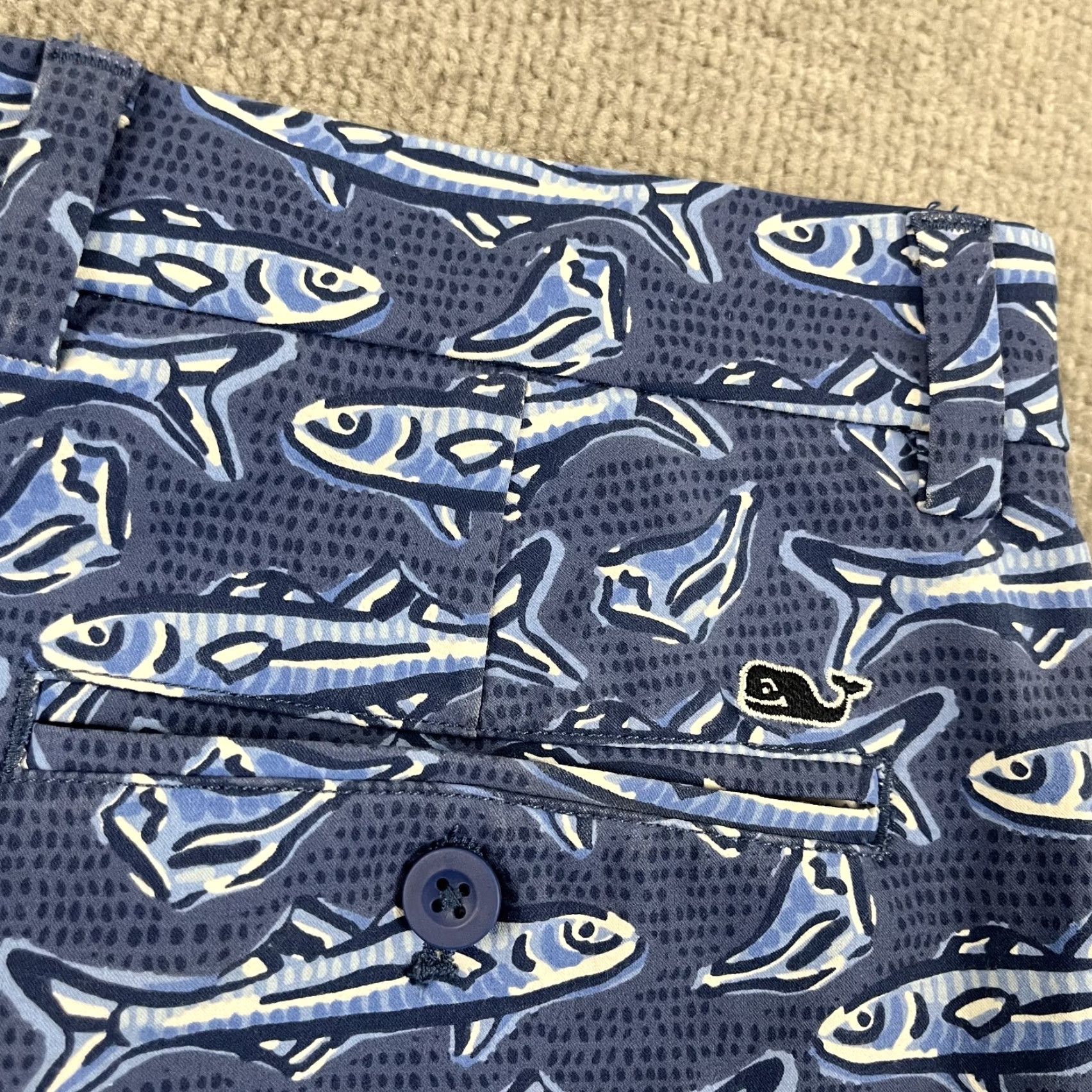 Vineyard Vines VINEYARD VINES Performance Golf Chino Shorts Men 32 Blue Fish Print 8" Inseam Regular Fit Size US 32 / EU 48 - 4 Thumbnail