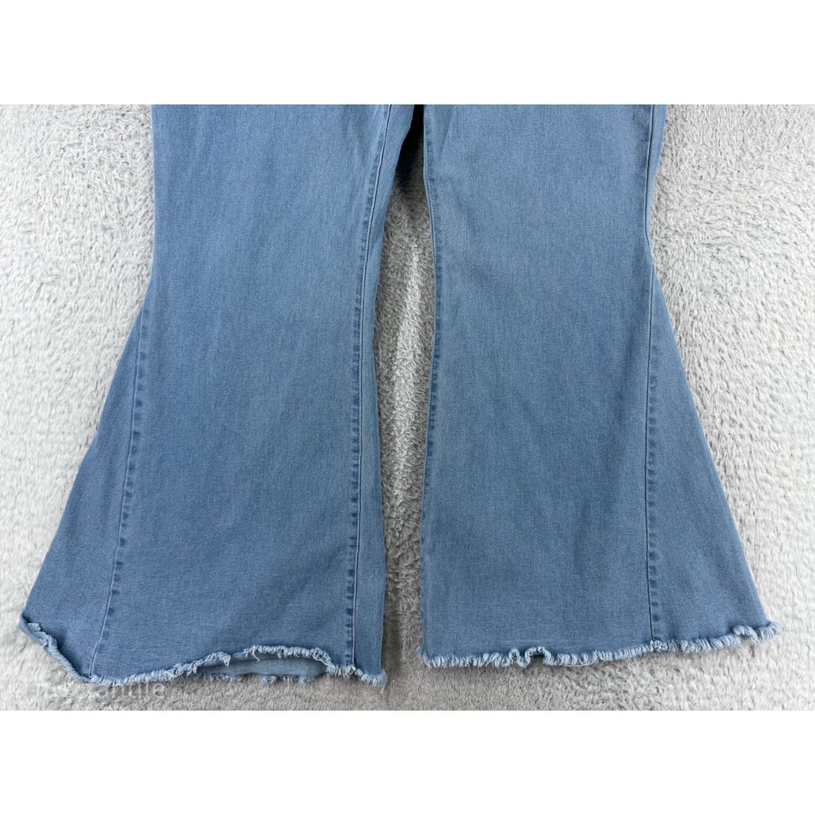 Shein SheIn Jeans Women 4XL Blue Denim Cotton Blend Stretch Flare Raw Hem Jeans Women 4XL Blue Denim Cotton Blend Stretch Flare Raw Hem Size 40" / US 18 - 5 Thumbnail