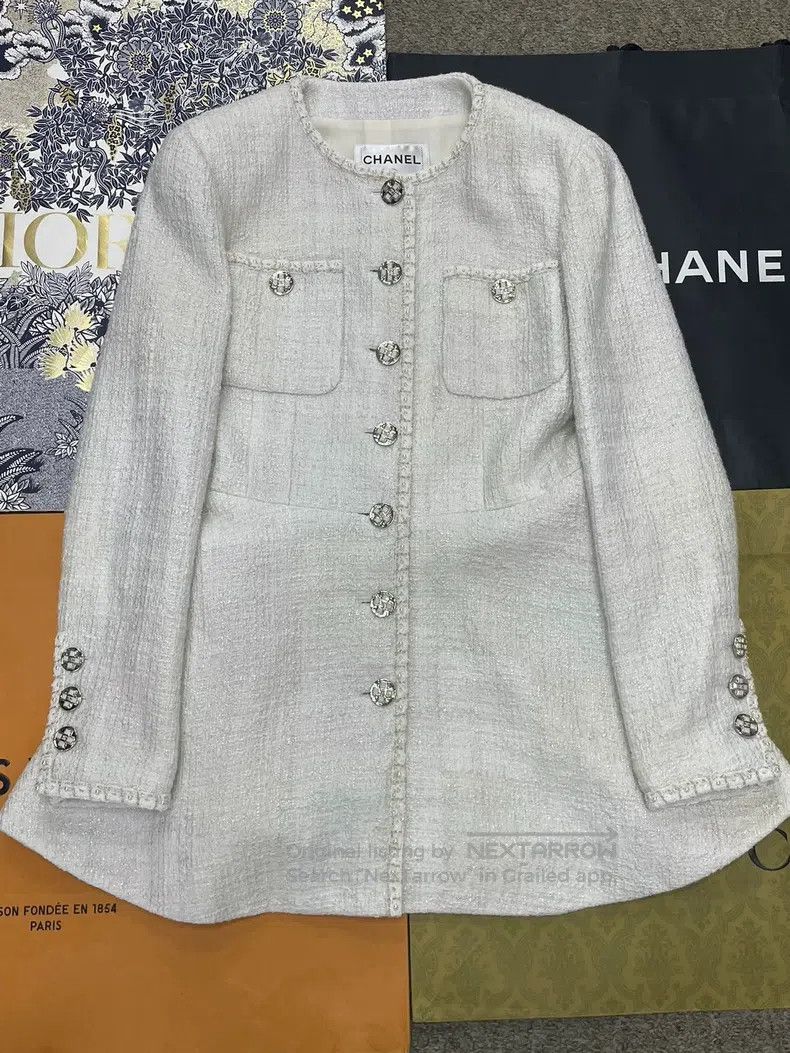 Chanel Chanel 23S show white pearl braided coat Size XS / US 0-2 / IT 36-38 - 1 Thumbnail
