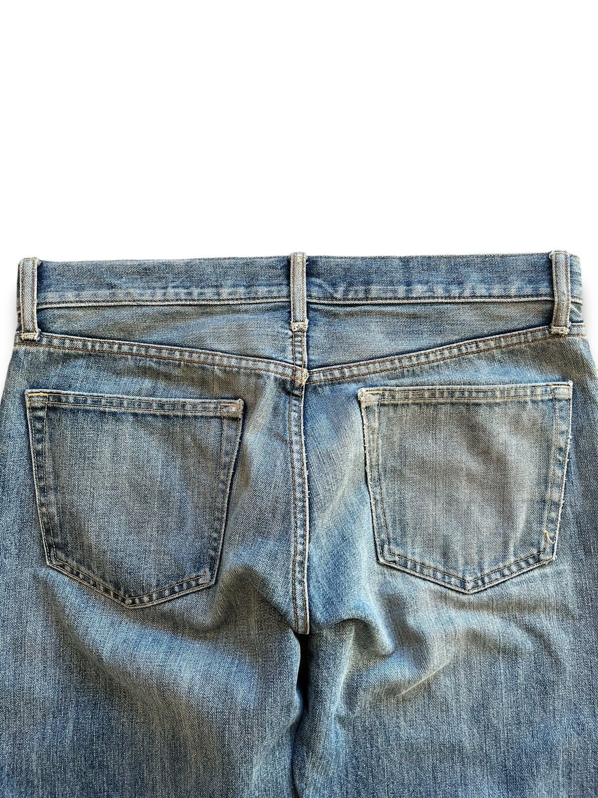 Japanese Brand Vintage Uniqlo Blue Wash Distressed Baggy Jeans 35x31 Size US 35 - 8 Thumbnail