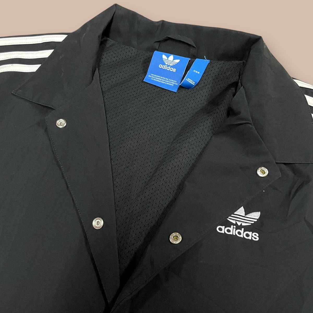 Adidas Adidas Originals short sleeve Coach Jacket Size US L / EU 52-54 / 3 - 11 Thumbnail