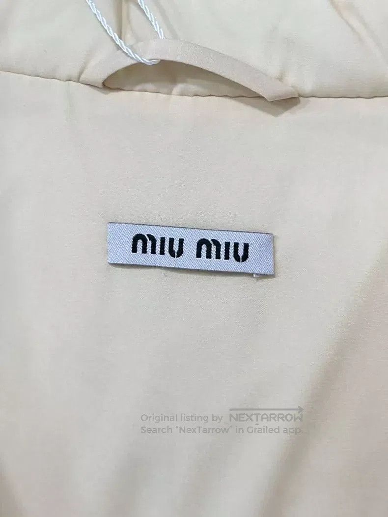 Miu Miu Miu Miu 42 Cheese color logo down jacket Size L / US 10 / IT 46 - 7 Thumbnail