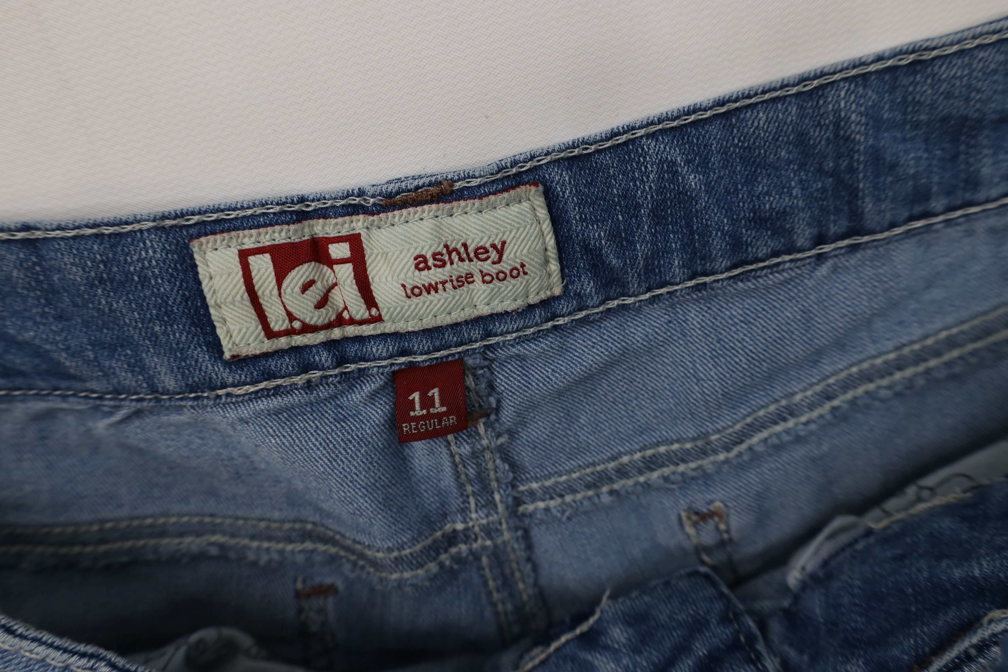 Vintage Vintage Y2K LEI Low Rise Ashley Bootcut Flared Denim Jeans Size 32" / US 10 / IT 46 - 7 Thumbnail