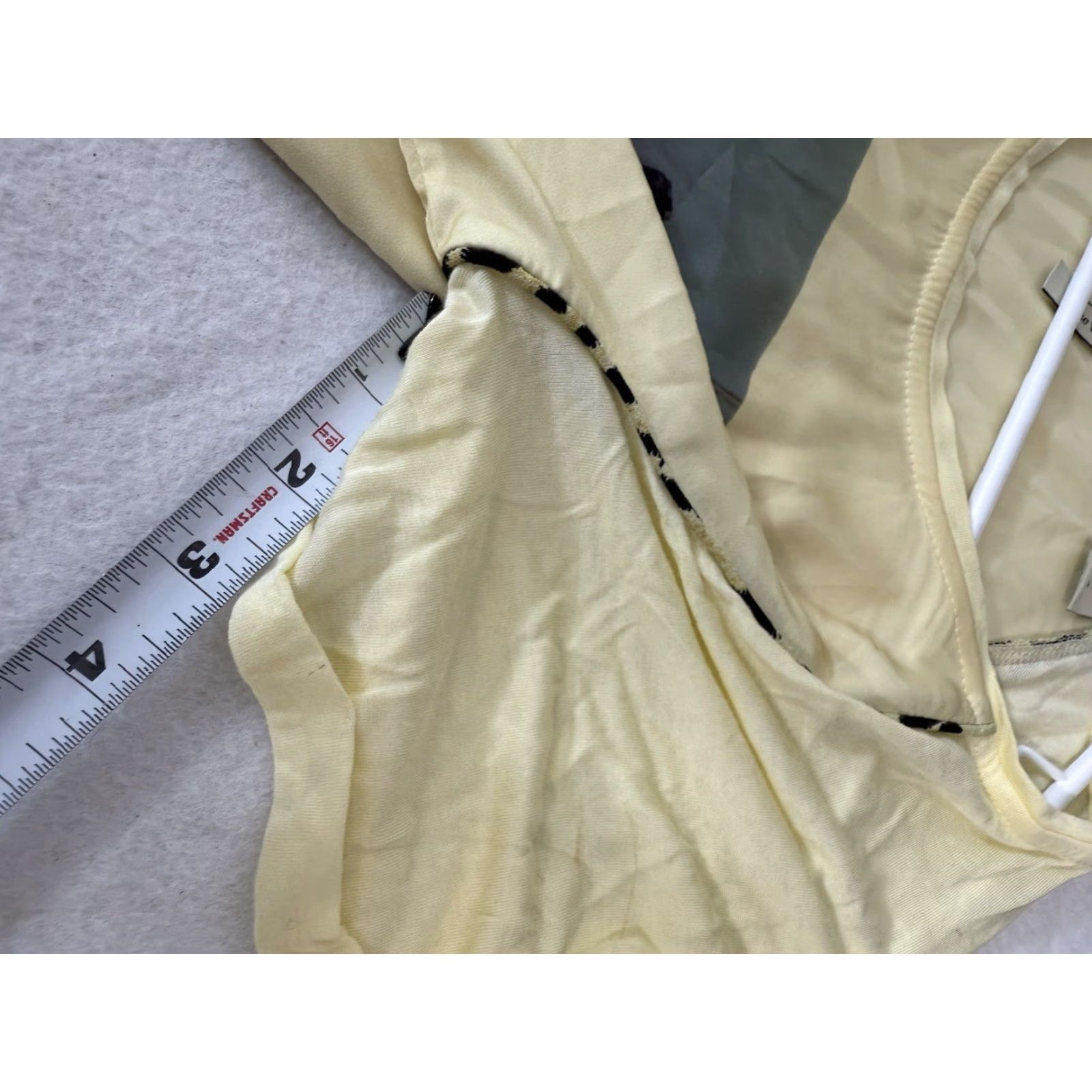 Maison Scotch Maison Scotch Short Sleeve Blouse Top T Shirt Yellow 2 Women V-Neck Casual Shirt XS? Size XS / US 0-2 / IT 36-38 - 4 Thumbnail