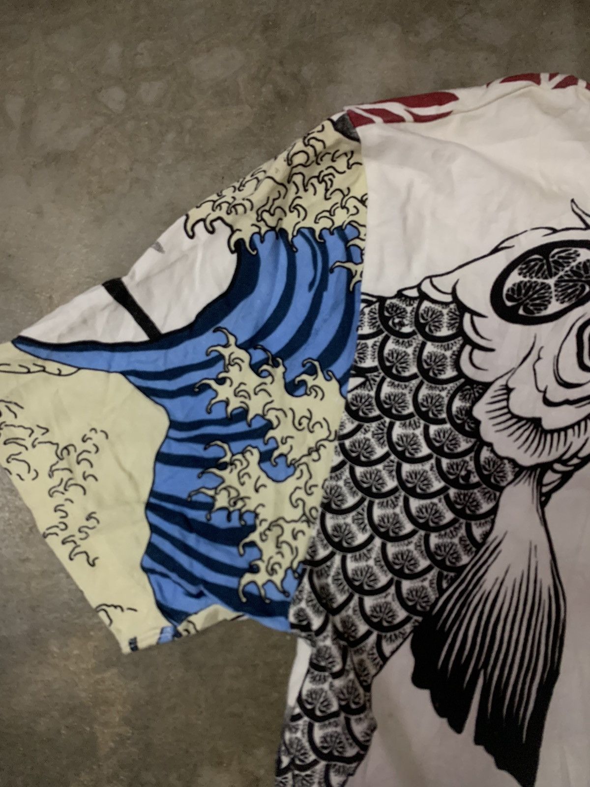 Japanese Brand Nice Graphics Overprints Koi Sukajan Tee Size US M / EU 48-50 / 2 - 4 Thumbnail