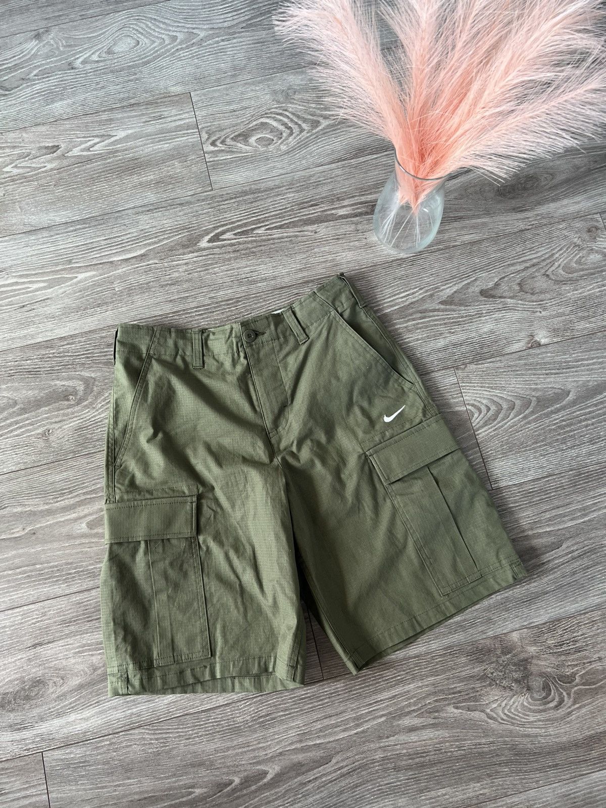 Nike × Nike SB Nike SB New Collection Cargo Hard Wear Avant Garde Shorts Size US 30 / EU 46 - 2 Thumbnail