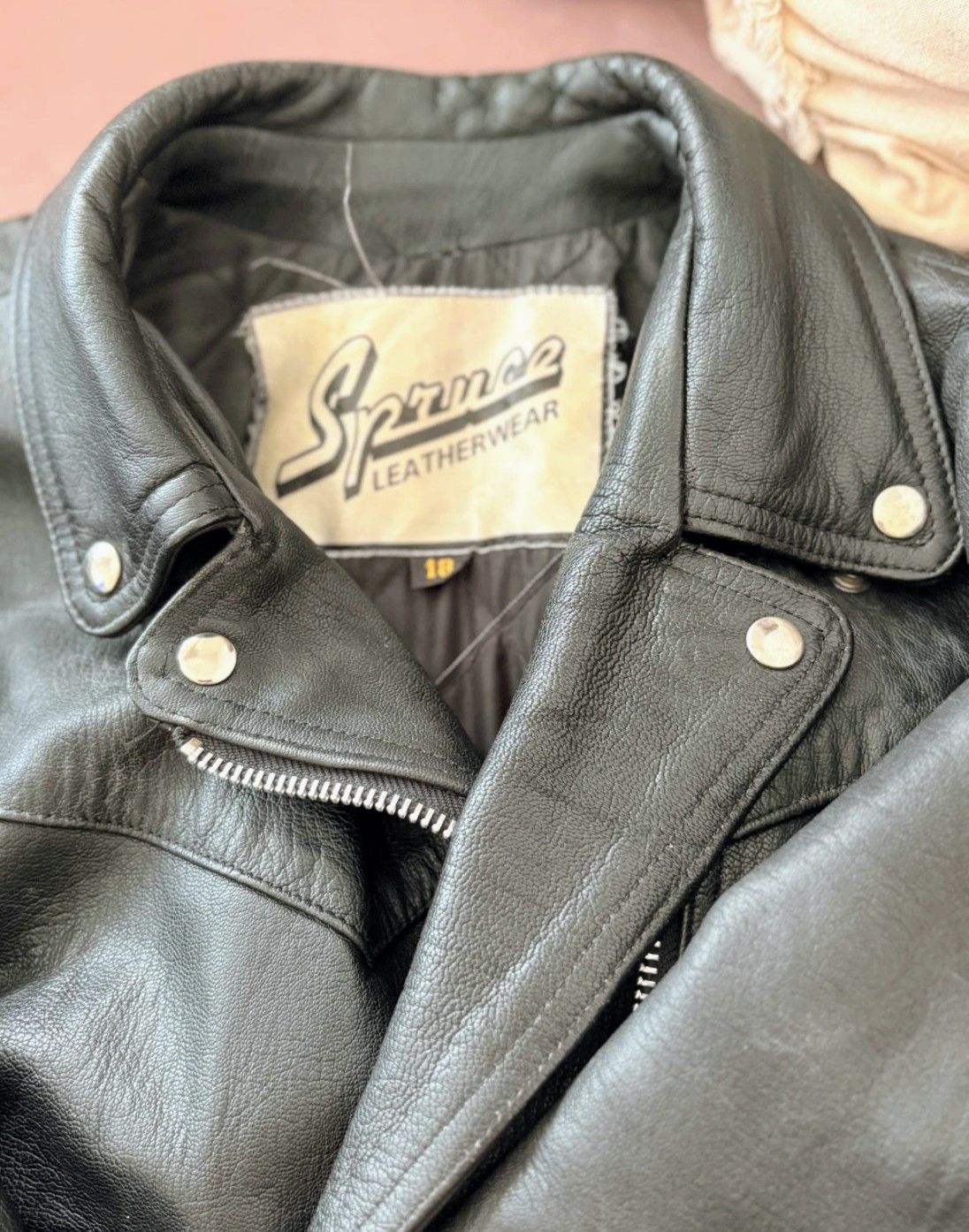 Vintage Vintage Heavyweight Leather Biker Jacket – Genuine 80s/90s Size XXL / US 16-18 / IT 52-54 - 1 Thumbnail