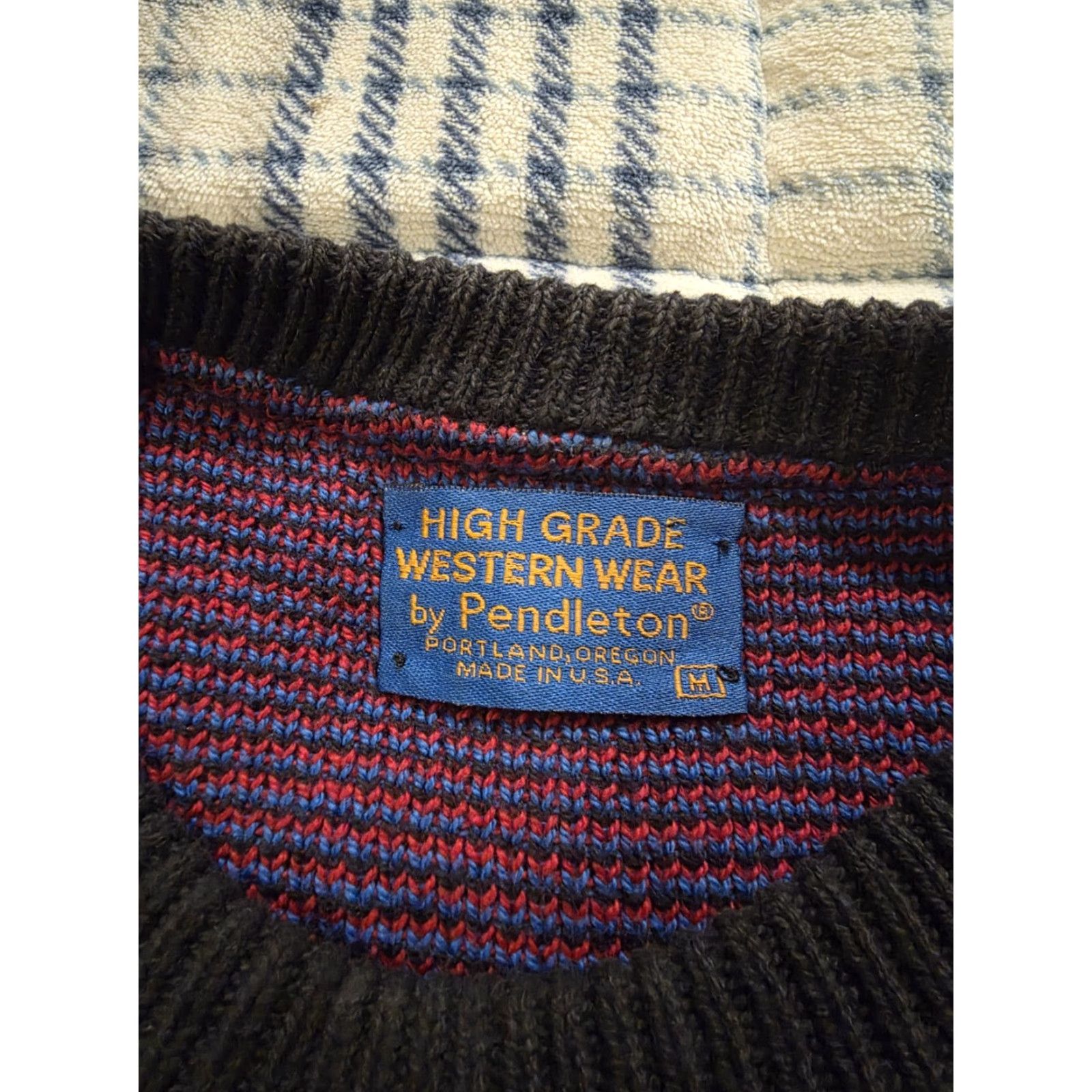 Pendleton Vtg Pendleton High Grade Western Wear Aztec Knit Sweater Mens Medium Oversized Size US M / EU 48-50 / 2 - 5 Thumbnail