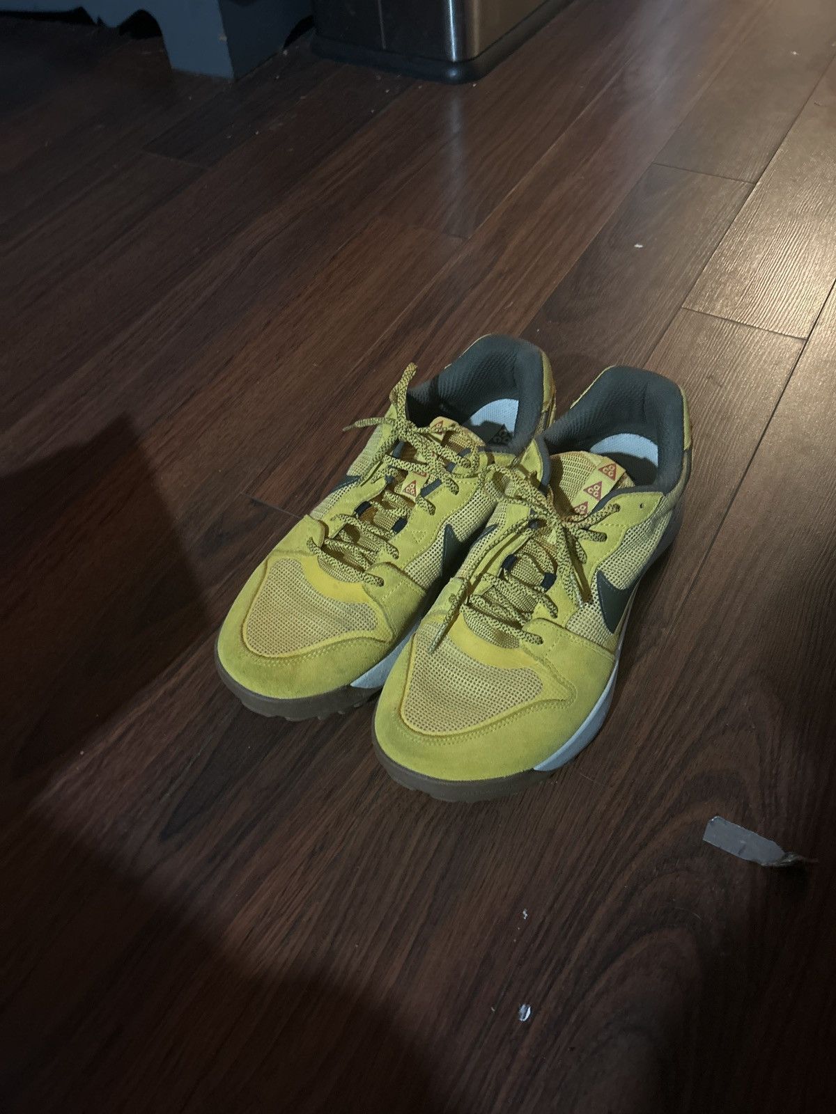 Nike × Nike ACG Nike ACG lowcate Sneaker Size US 12 / EU 45 - 1 Thumbnail
