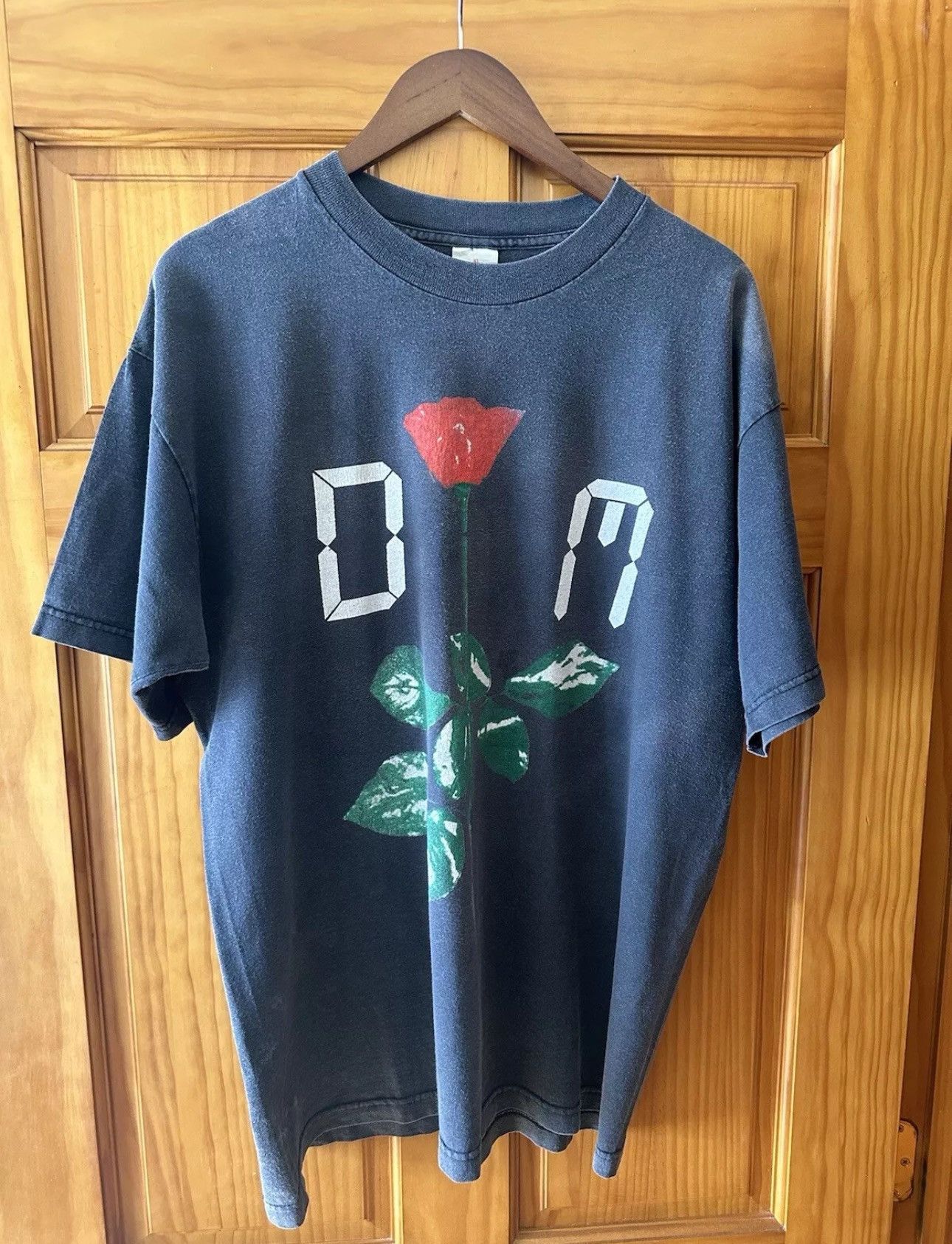 Vintage Depeche Mode Tour 98 Original T-Shirt Size US XL / EU 56 / 4 - 1 Thumbnail