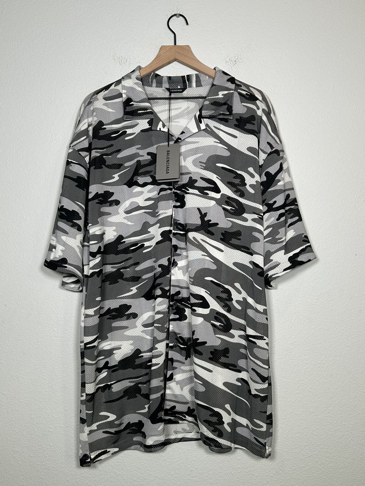 NWT! MSRP: $1.3k oversized mesh jersey button up