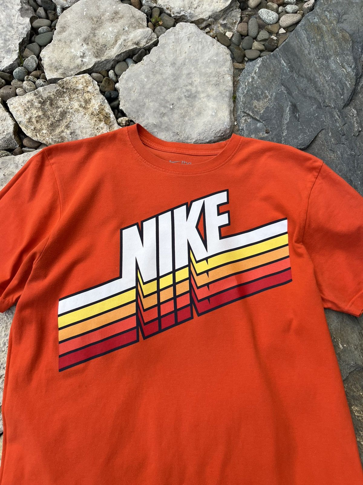 Vintage Nike y2k t-shirt colorful big logo tee standard fit