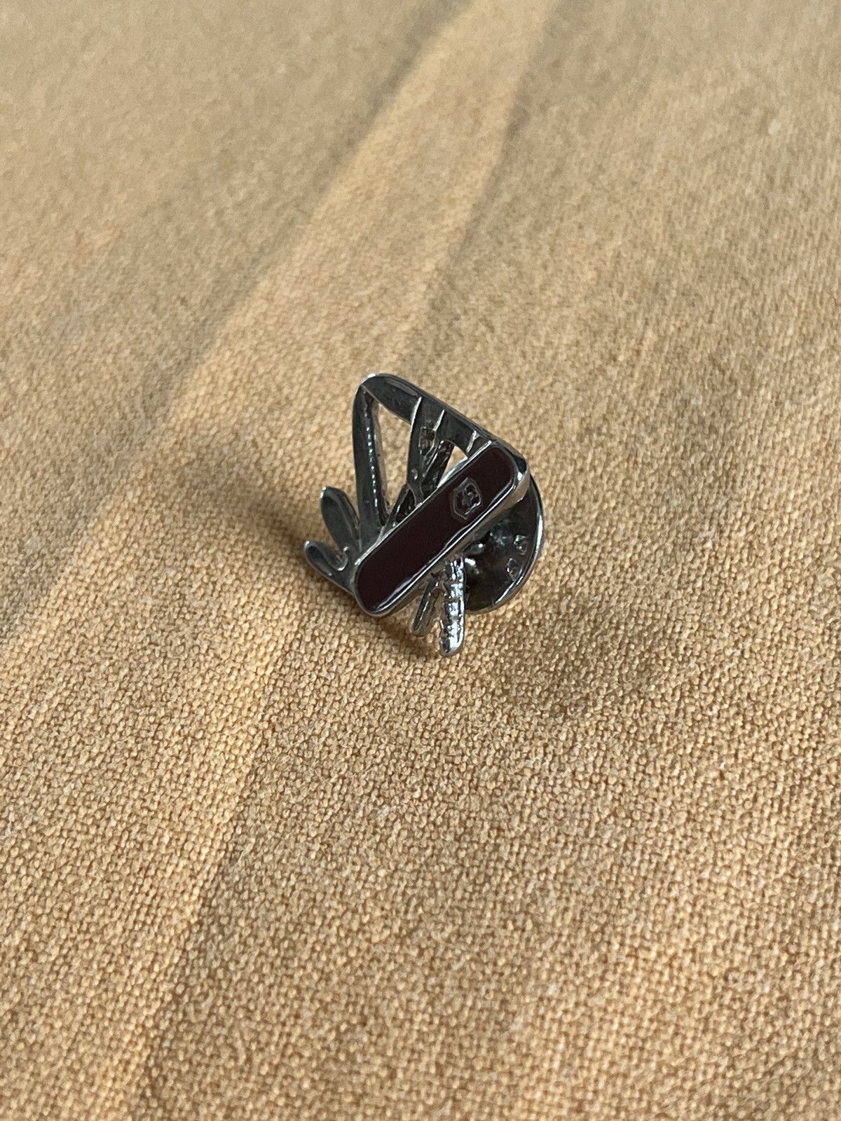 Vintage Swiss knife vintage pin (rare) Size ONE SIZE - 3 Thumbnail
