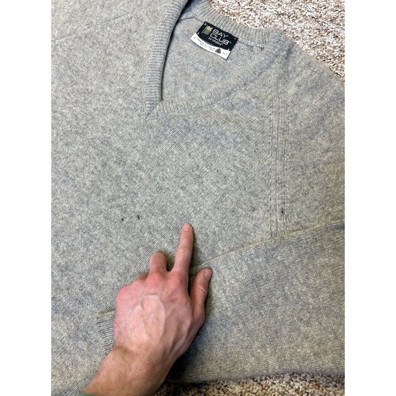 Catalina VINTAGE Bay Club Catalina V-Neck Chunky Knit Pure Wool Sweater Mens Size M Gray 90s Pullover Size US M / EU 48-50 / 2 - 2 Thumbnail
