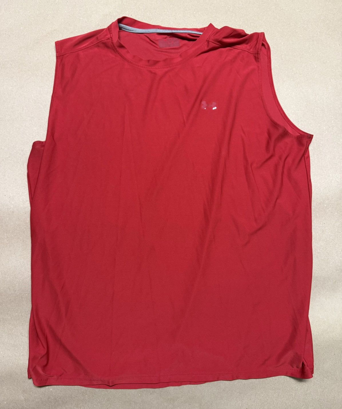 Under Armour Under Armour Heat Gear Loose Sleeveless Shirt Red size XXL! Size US XXL / EU 58 / 5 - 1 Thumbnail