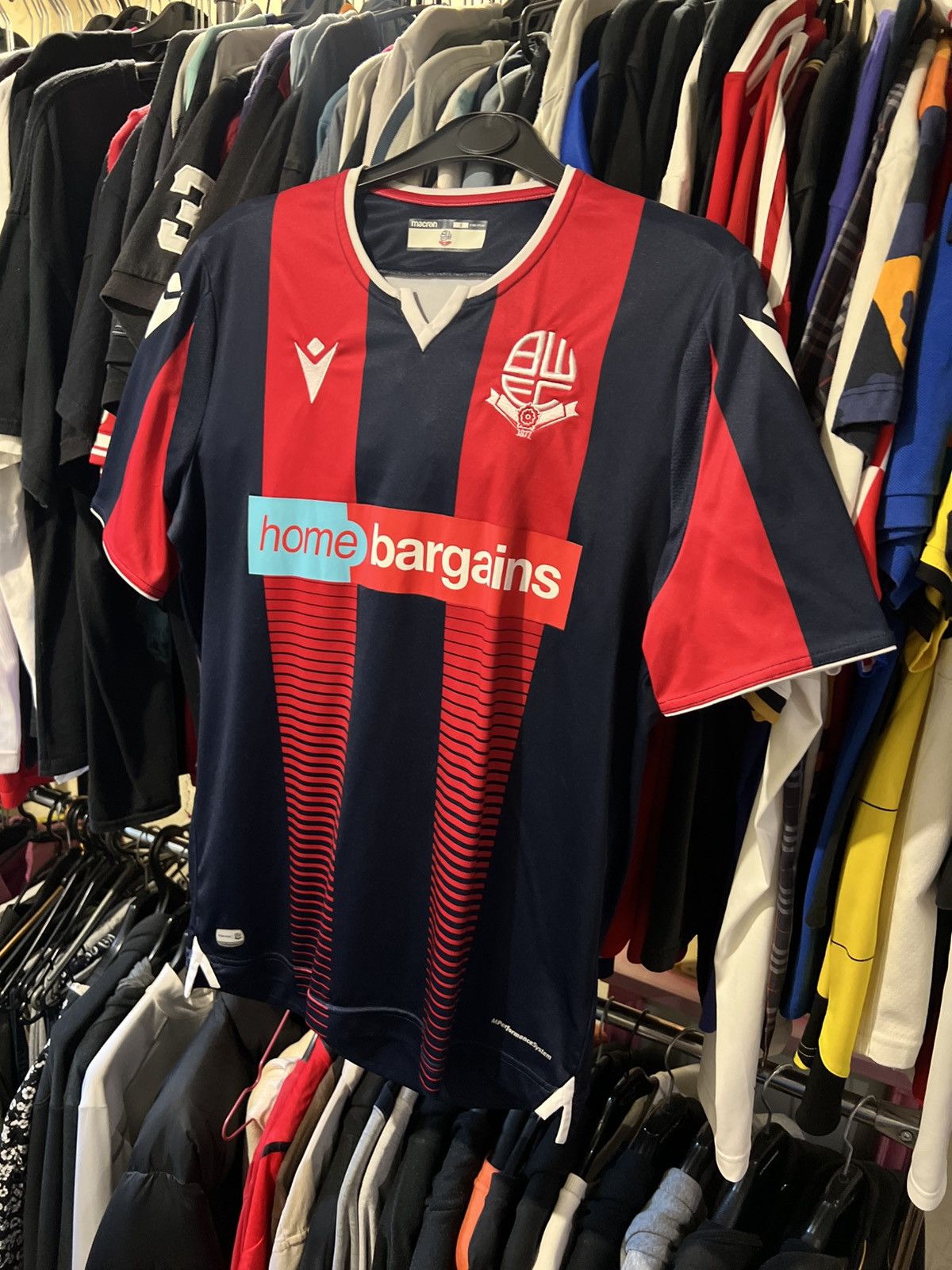 Macron × Vintage 2020/2021 VINTAGE BOLTON WANDERERS AWAY FOOTBALL SHIRT Size US S / EU 44-46 / 1 - 1 Thumbnail