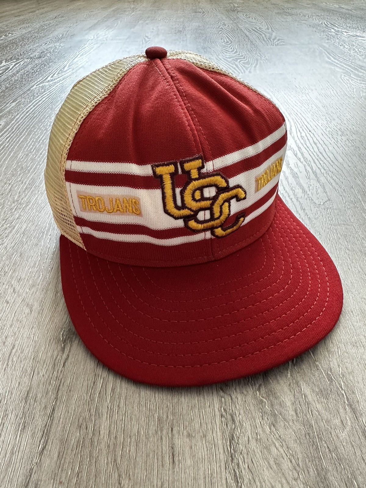 Vintage Vintage 90s USC Trojans Hat Size ONE SIZE - 1 Thumbnail