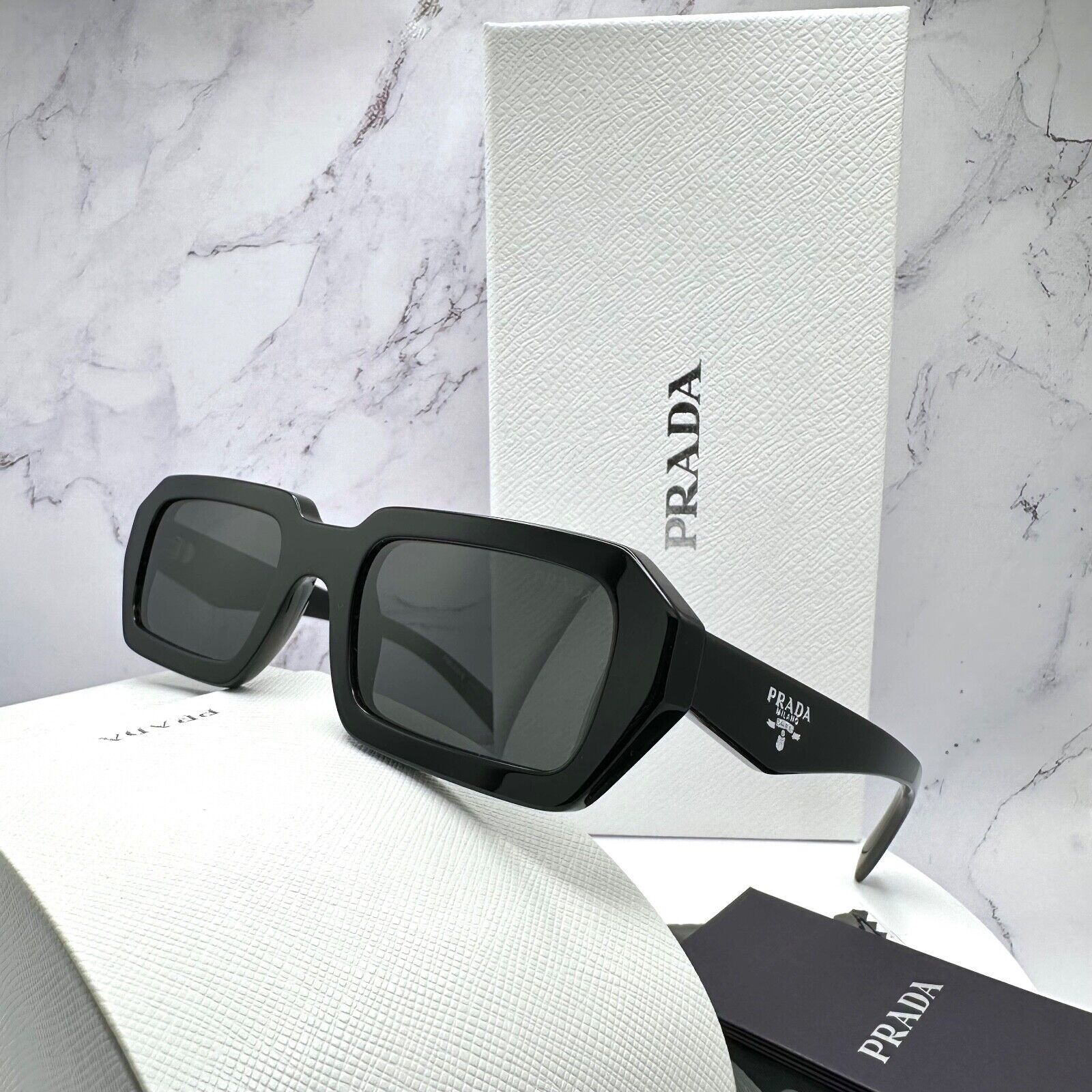 New PRADA Sunglasses Black Symbole PRADA MILANO Logo Square