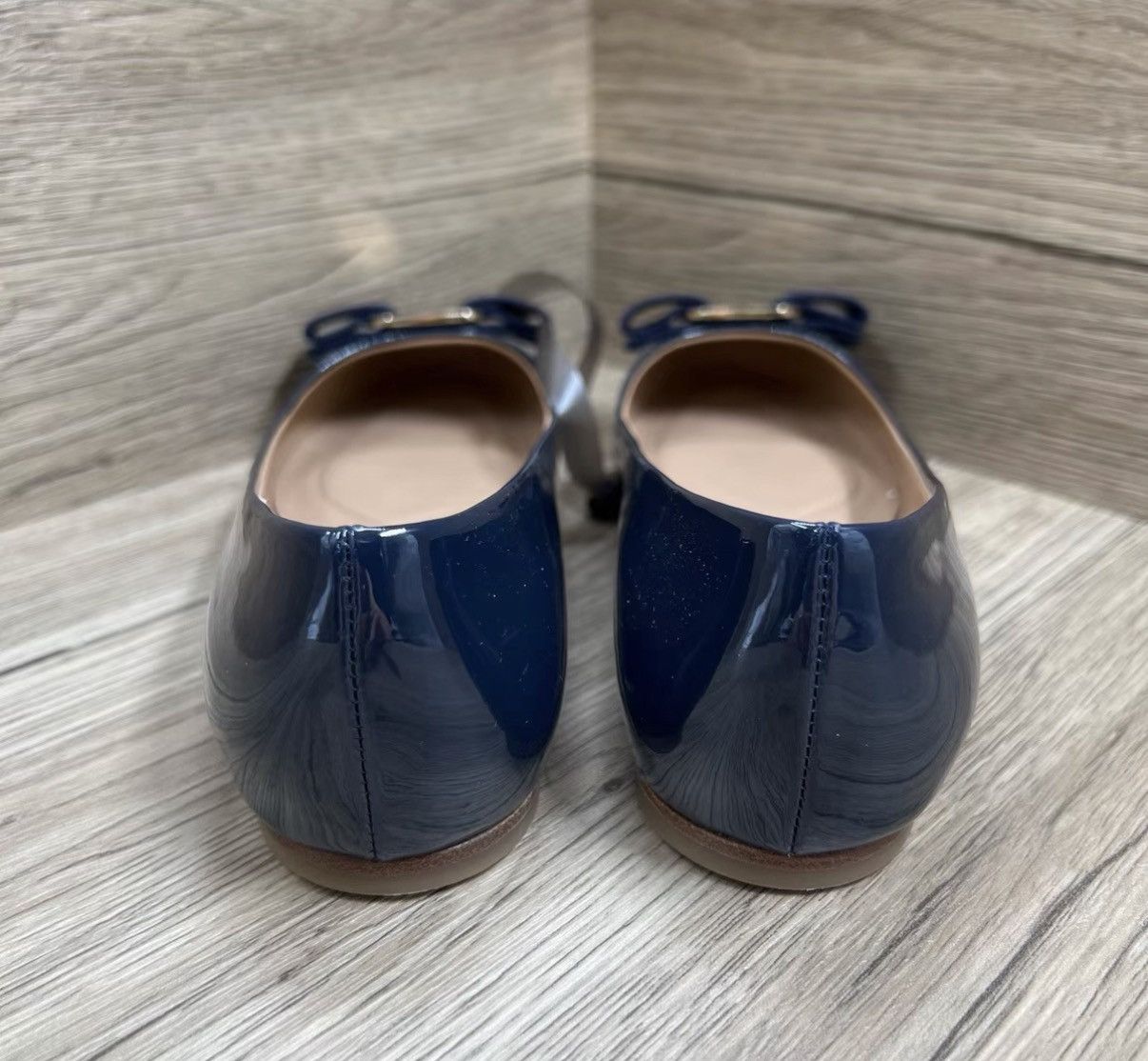 Salvatore Ferragamo Ferragamo Navy Blue Flat Shoes J41 Size US 6 / IT 36 - 4 Thumbnail