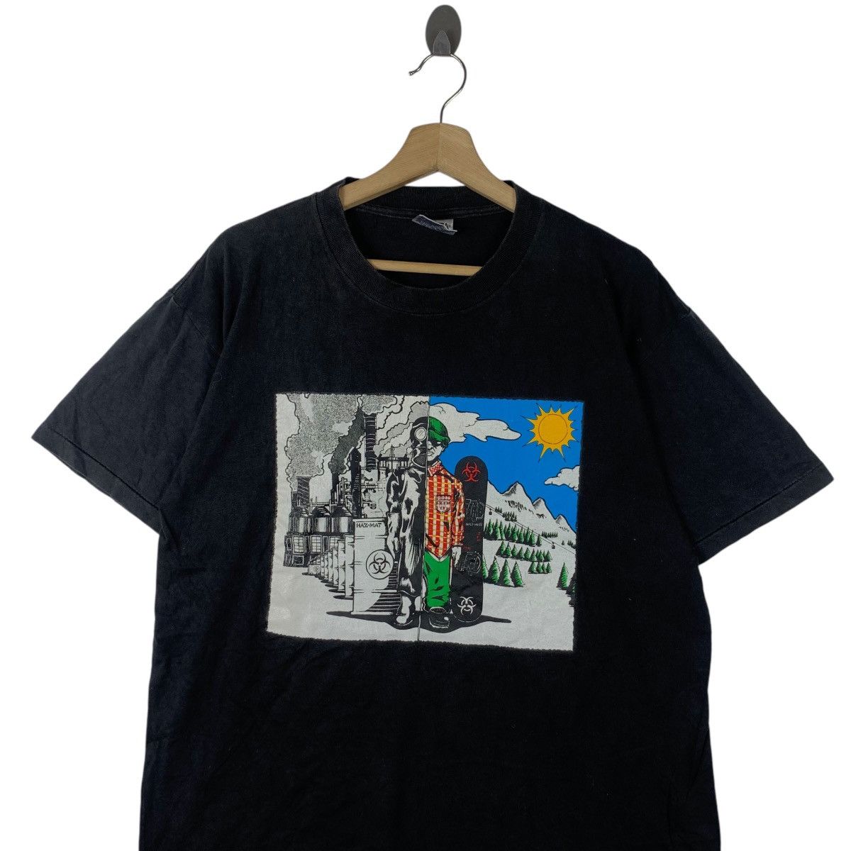 Vintage Vintage HAZMAT ANARCHIC ADJUSTMENT Skate Tee Shirt Size M / US 6-8 / IT 42-44 - 2 Thumbnail