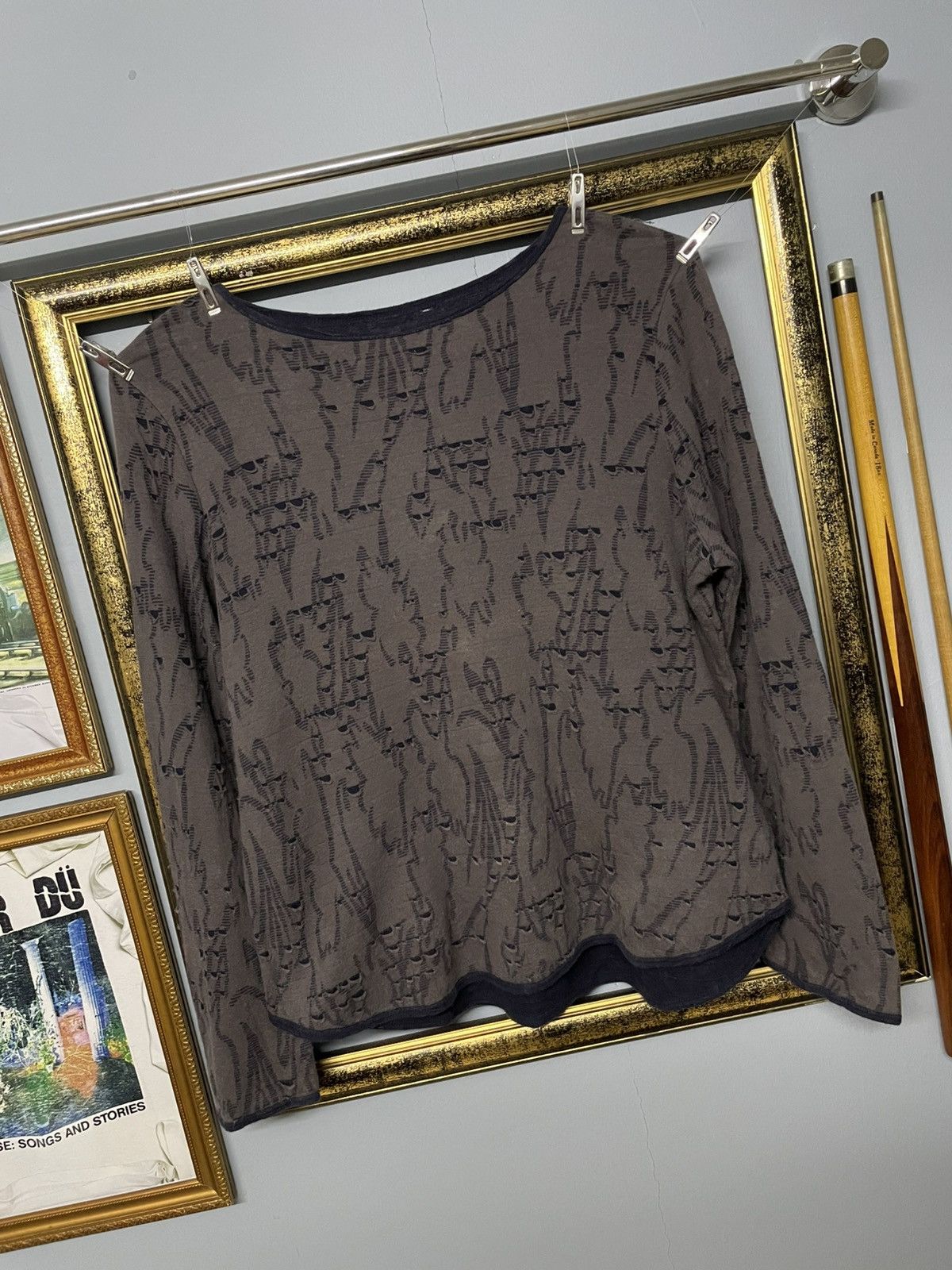 Japanese Brand Vintage 1990s Japan Gianni Lo Guidice Tribal Distressed Tee Size US M / EU 48-50 / 2 - 2 Thumbnail