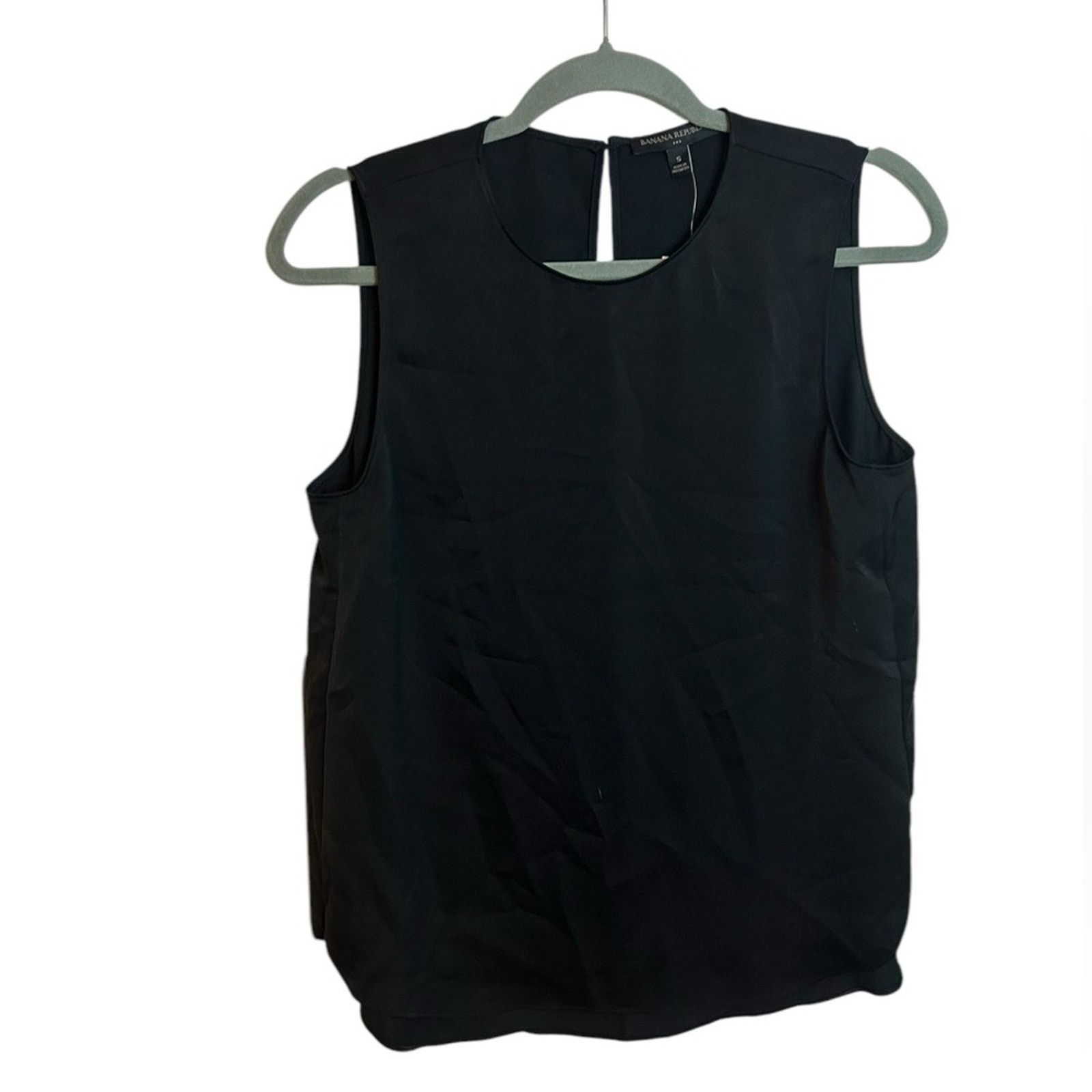 Banana Republic NWT Banana Republic Black Satin Shell Tank Size S / US 4 / IT 40 - 1 Thumbnail
