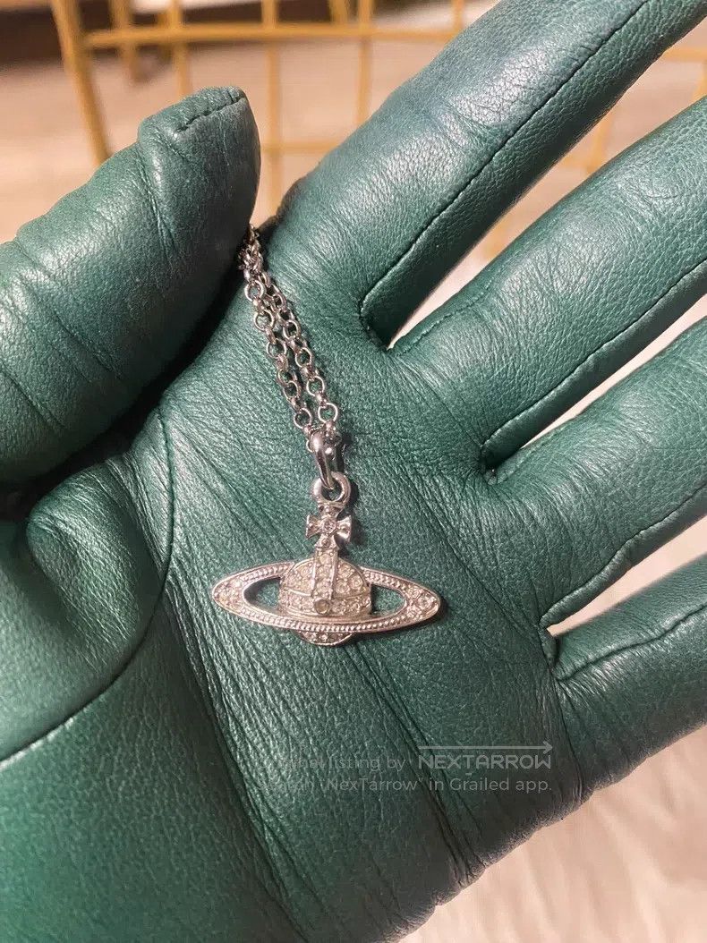 Vivienne Westwood Vivienne Westwood Old style silver mini bas flat necklace Size ONE SIZE - 1 Thumbnail
