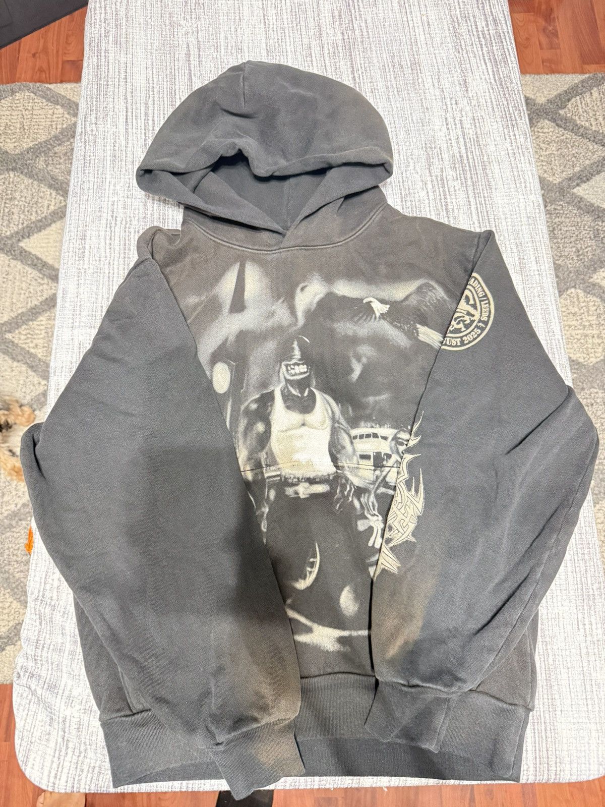Travis Scott Travis Scott Reading/Leeds london exclusive hoodie Size US S / EU 44-46 / 1 - 1 Thumbnail