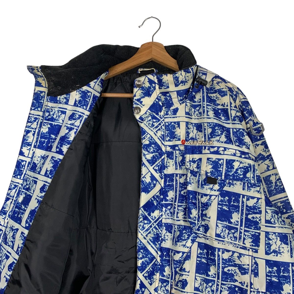 Airwalk Nice Design Airwalk Fullprint Jacket Size US L / EU 52-54 / 3 - 11 Thumbnail