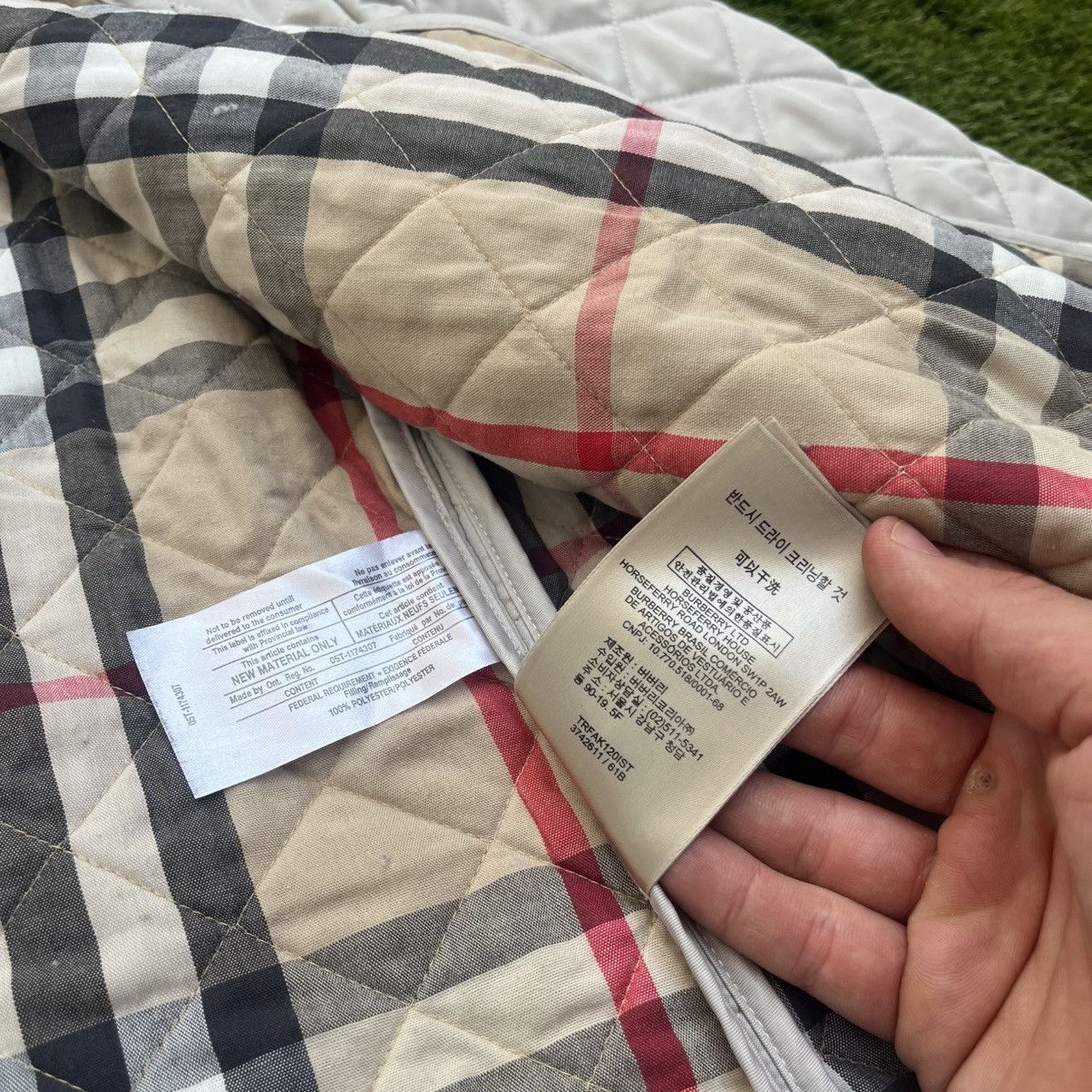 Burberry Burberry Brit Quilted Jacket – Nova Check Lining – Beige Size M / US 6-8 / IT 42-44 - 18 Thumbnail