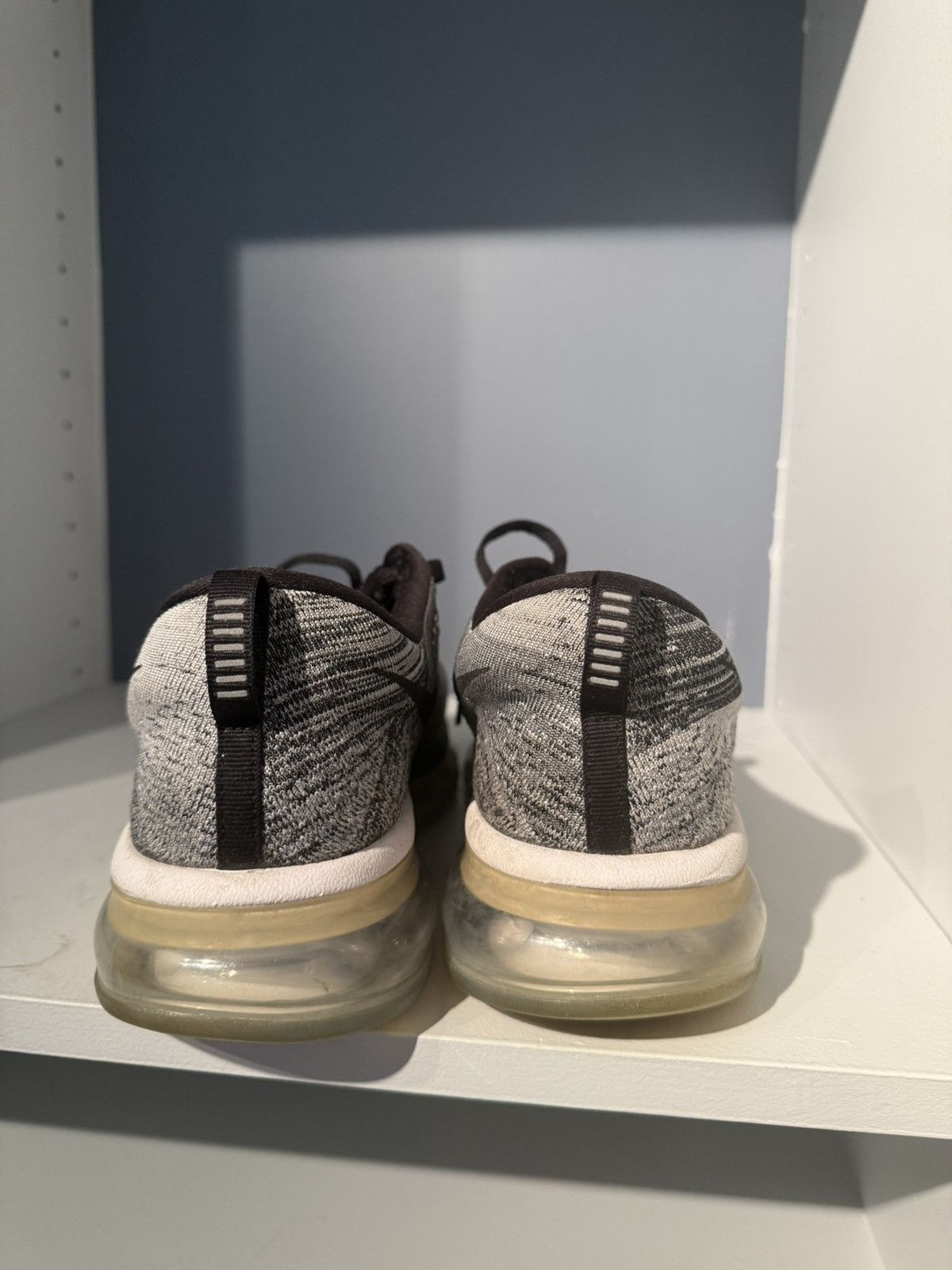 Nike Nike Flyknit Air Max Oreo Size 9.5 2015 Size US 9.5 / EU 42-43 - 4 Thumbnail