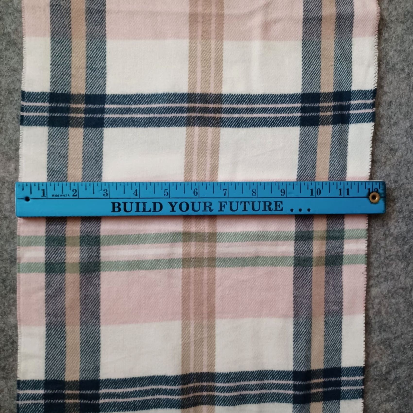 Vintage Italy Design Cashmere Feel Scarf Rectangle Pink Ivory Blue Plaid Fringe Winter Women Size ONE SIZE - 5 Thumbnail