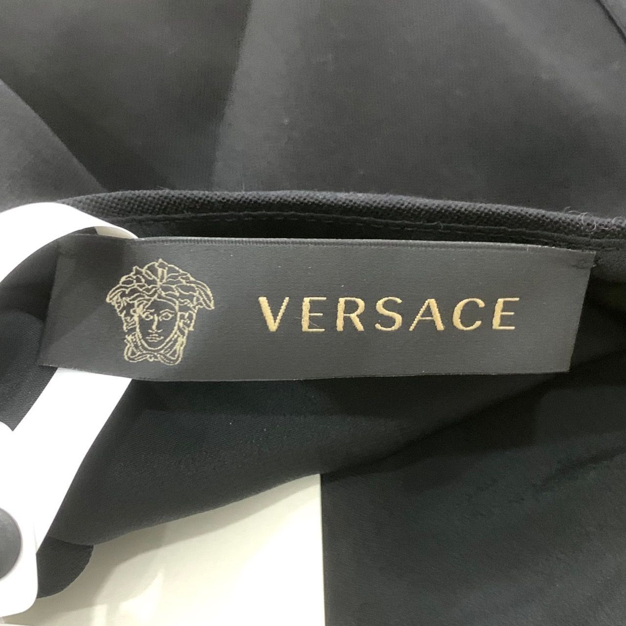 Versace [Versace] Buckle Detail Black Bodycon Mini Skirt 38 Size 38" / US 16 / IT 52 - 3 Thumbnail