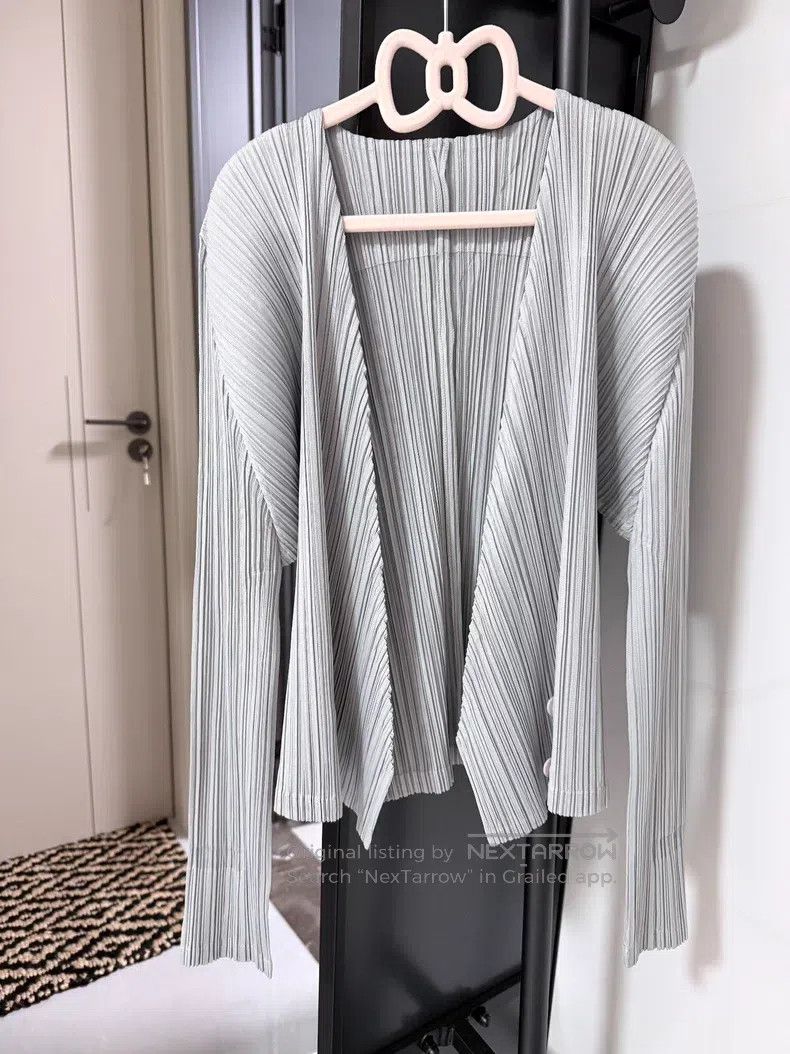 Issey Miyake Issey Miyake Light Gray Cardigan Size XL / US 12-14 / IT 48-50 - 1 Thumbnail
