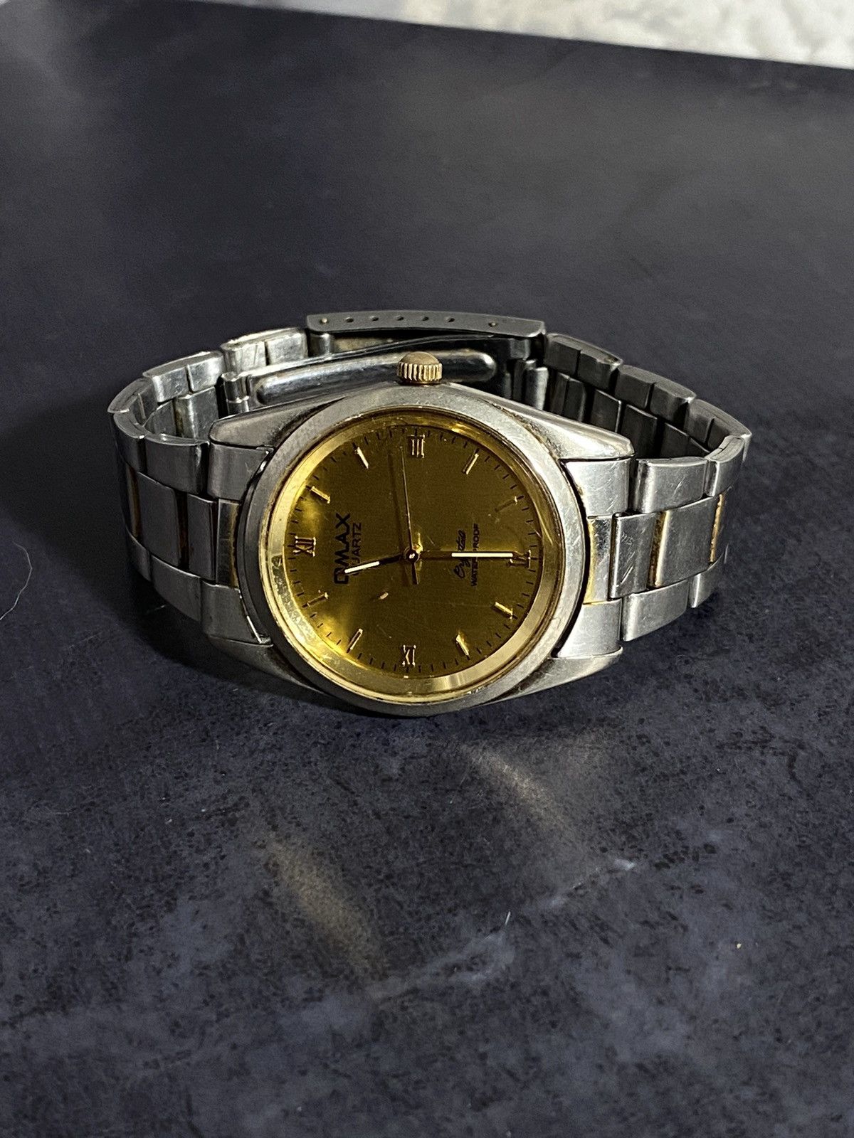 Japanese Brand × Jewelry × Vintage Omax Gold Tone Automatic Watch Two-Tone Japanese Brand Size ONE SIZE - 1 Thumbnail