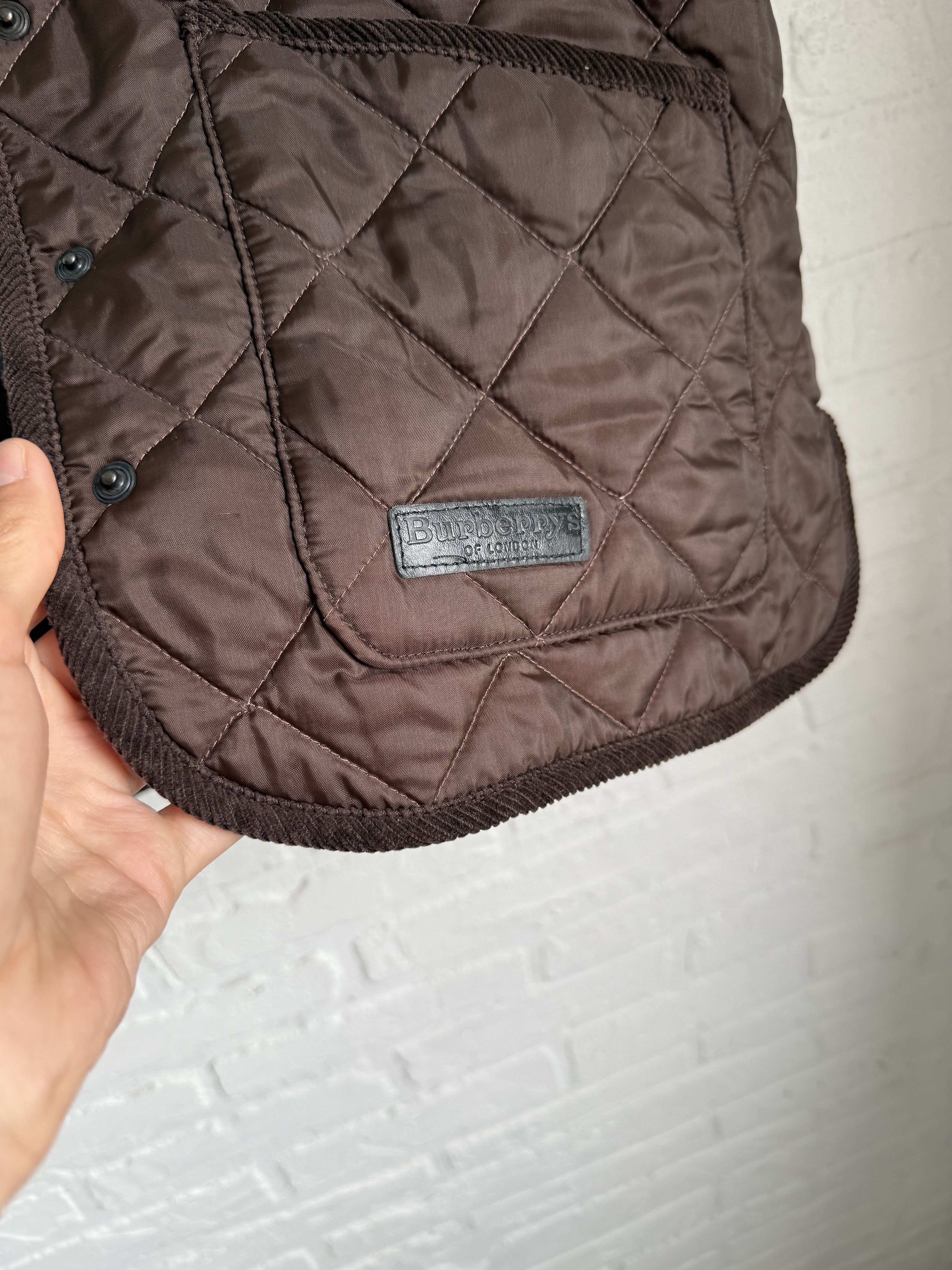 Burberry Vintage 90s Burberrys quilted liner vest nova check lining Size US XL / EU 56 / 4 - 4 Thumbnail