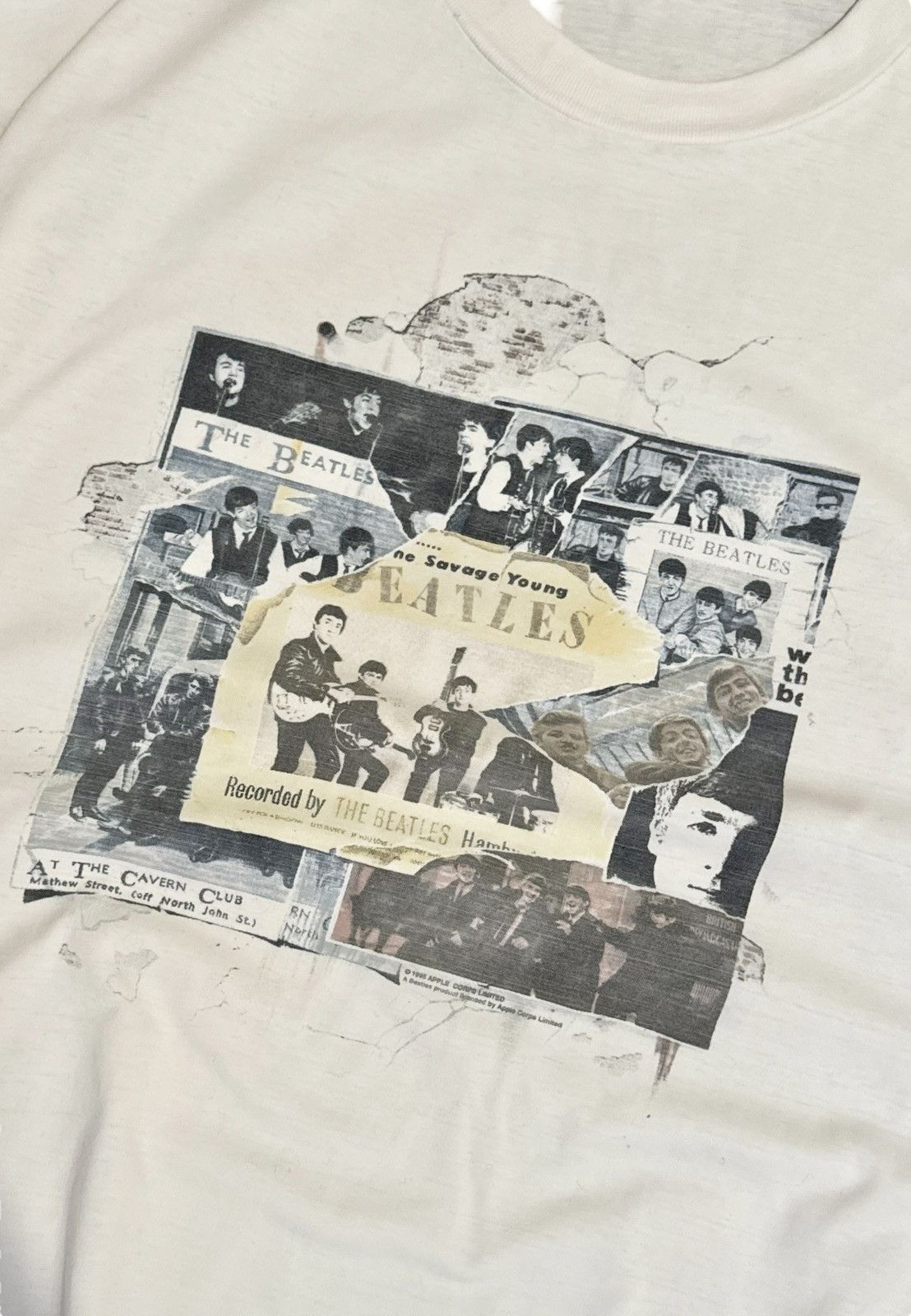 Band Tees Vintage The Beatles Apple Corps T Shirt 1995 Pink Floyd ACDC Size US XL / EU 56 / 4 - 3 Thumbnail