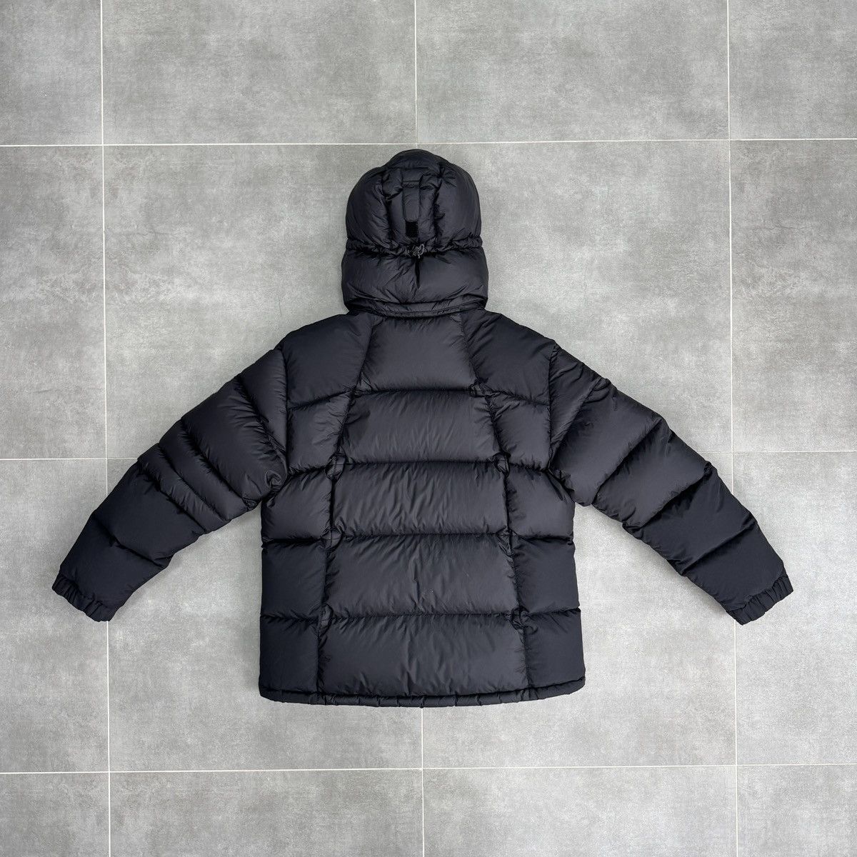 Montbell Montbell Down Jacket Waterproof Windstopper Size 115/XL/XXL Size US XL / EU 56 / 4 - 20 Thumbnail