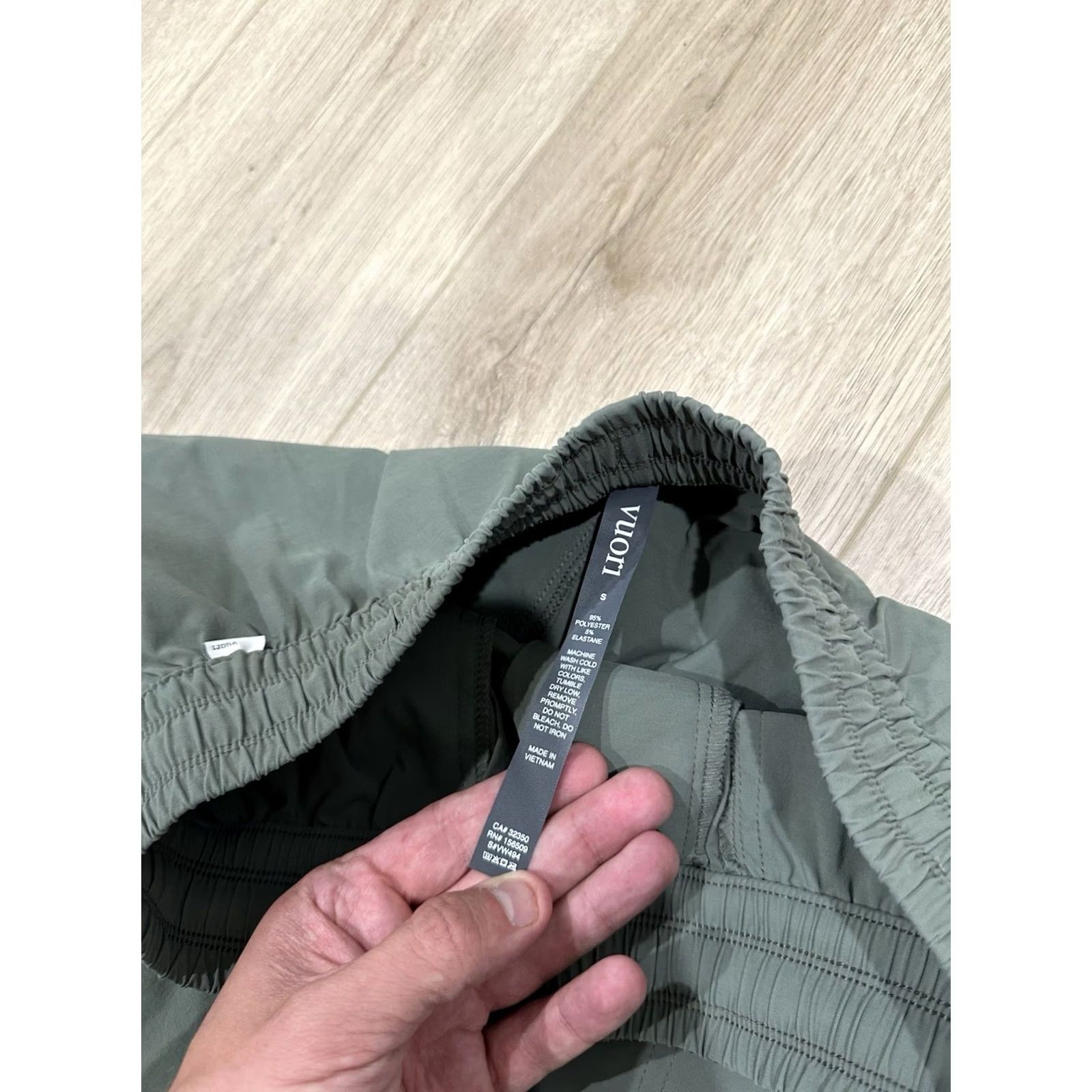 Vuori Vuori Scout Jogger Cargo Olive Green Women's S Athletic Workout Gym Hiking VW494 Jogger Tapered Pockets Activewear Outdoors Athleisure Women Size 28" / US 6 / IT 42 - 5 Thumbnail