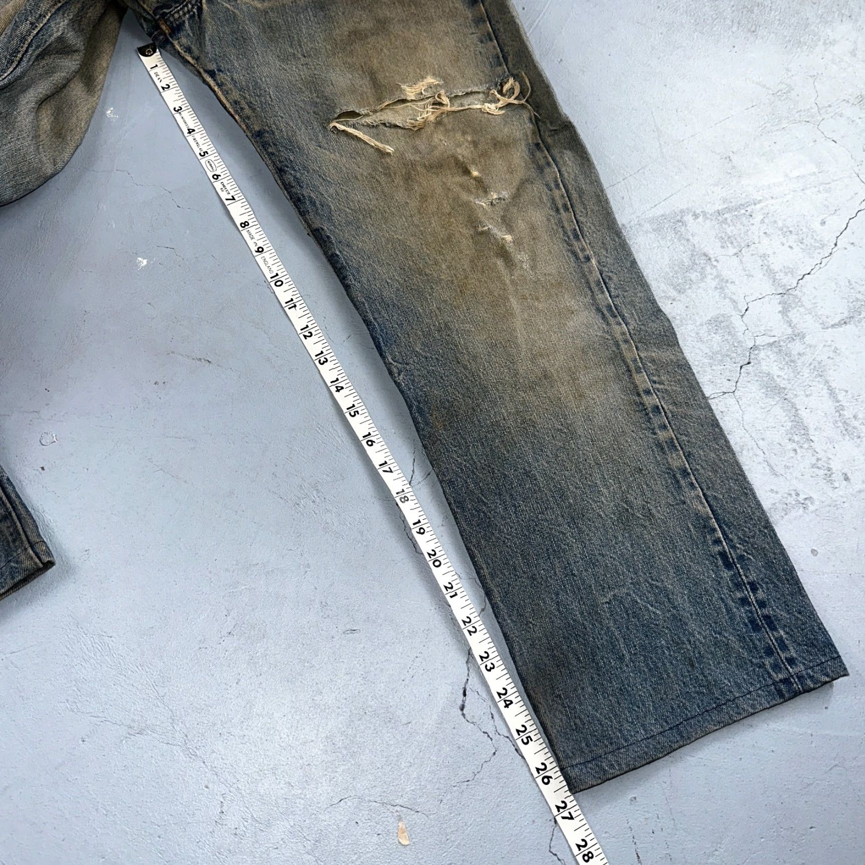 Levi's VINTAGE Levi's 501 XX Jeans Redline Selvedge Blue Mid Wash 31x27 80s Mens Size US 31 - 5 Thumbnail