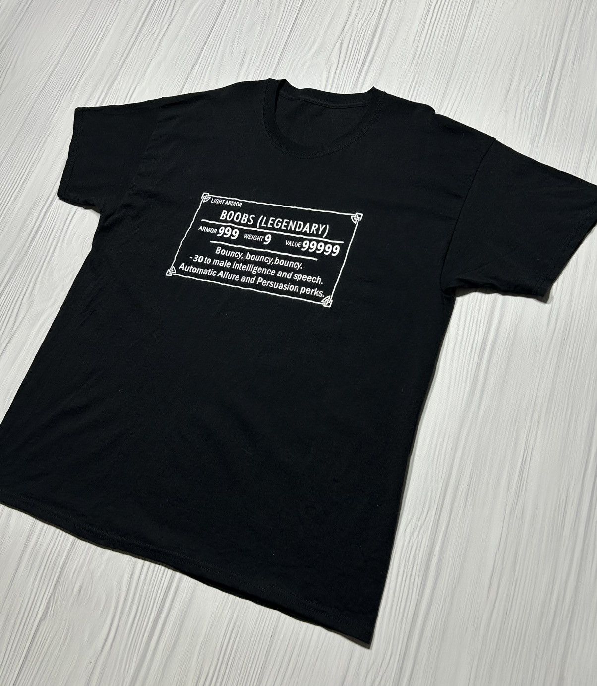 Vintage Boobs (Legendary) Skyrim Style T-Shirt Humor Size US XL / EU 56 / 4 - 2 Thumbnail