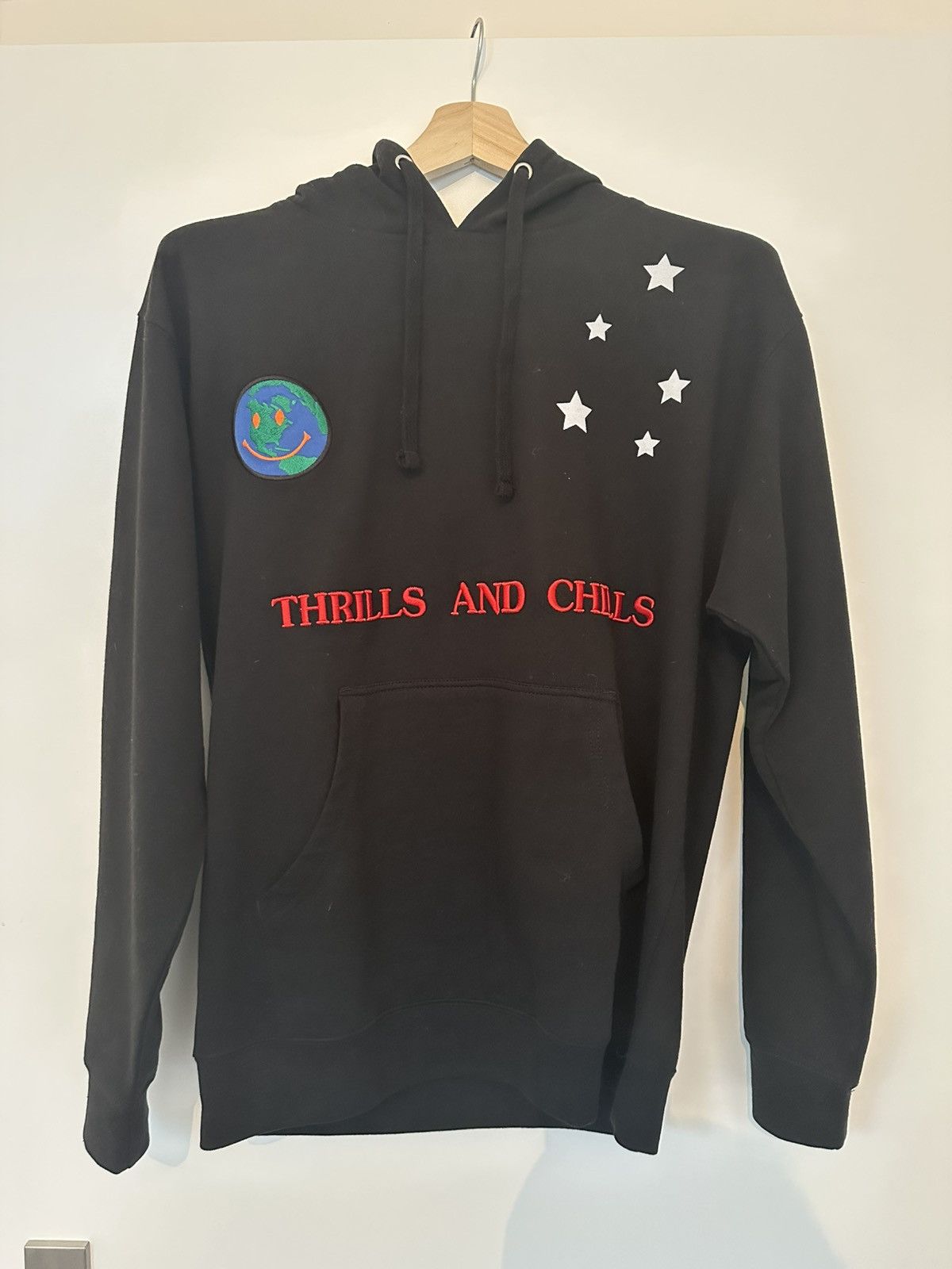 Travis Scott Official Astroworld Merch - Thrills and Chills Hoodie Size US M / EU 48-50 / 2 - 1 Thumbnail