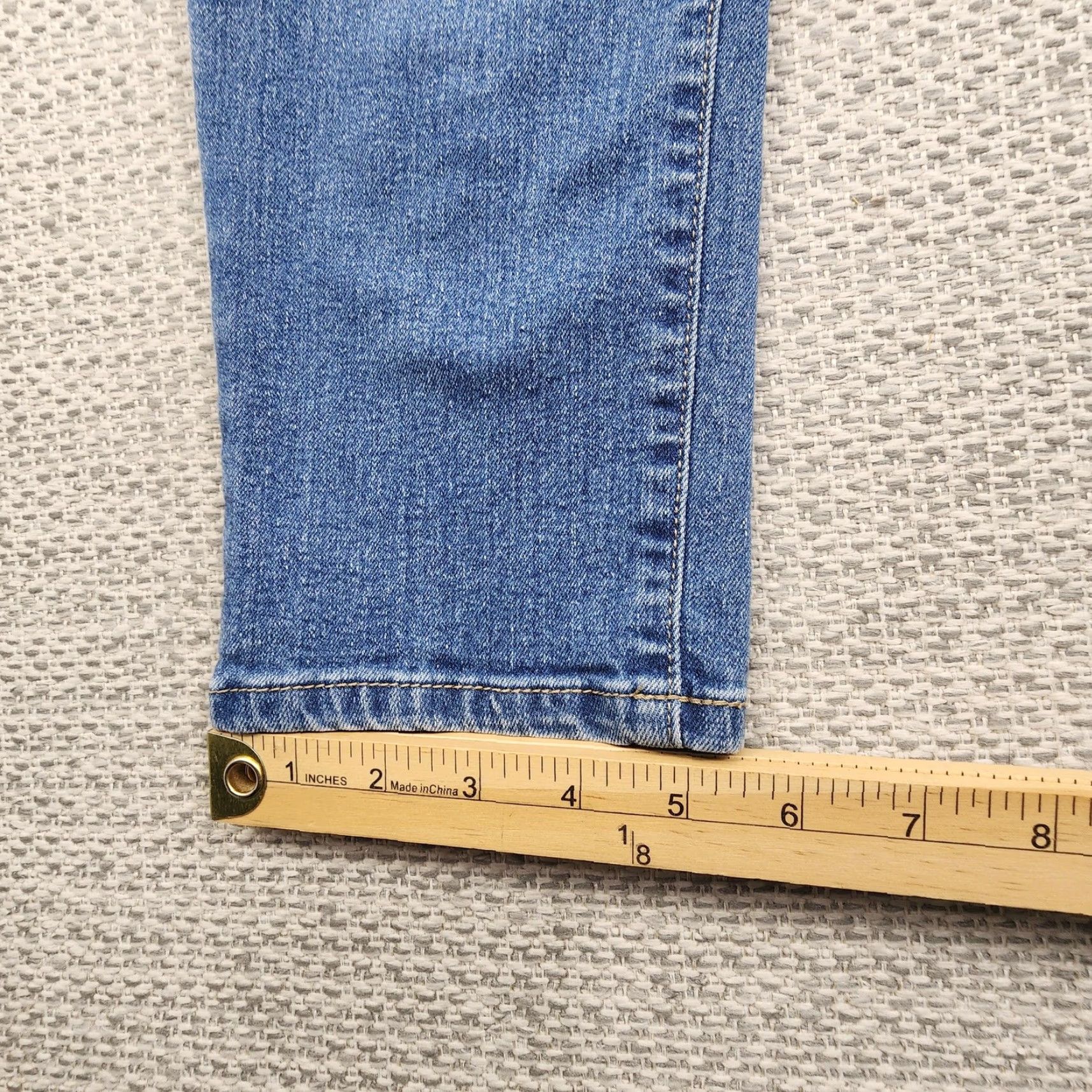 Vintage **d.jeans Blue Medium Wash Skinny Stretch High Rise Denim Pants Women's** User: d.jeans Blue Medium Wash Skinny Stretch High Rise Denim Pants Women's Size 27" / US 4 / IT 40 - 6 Thumbnail