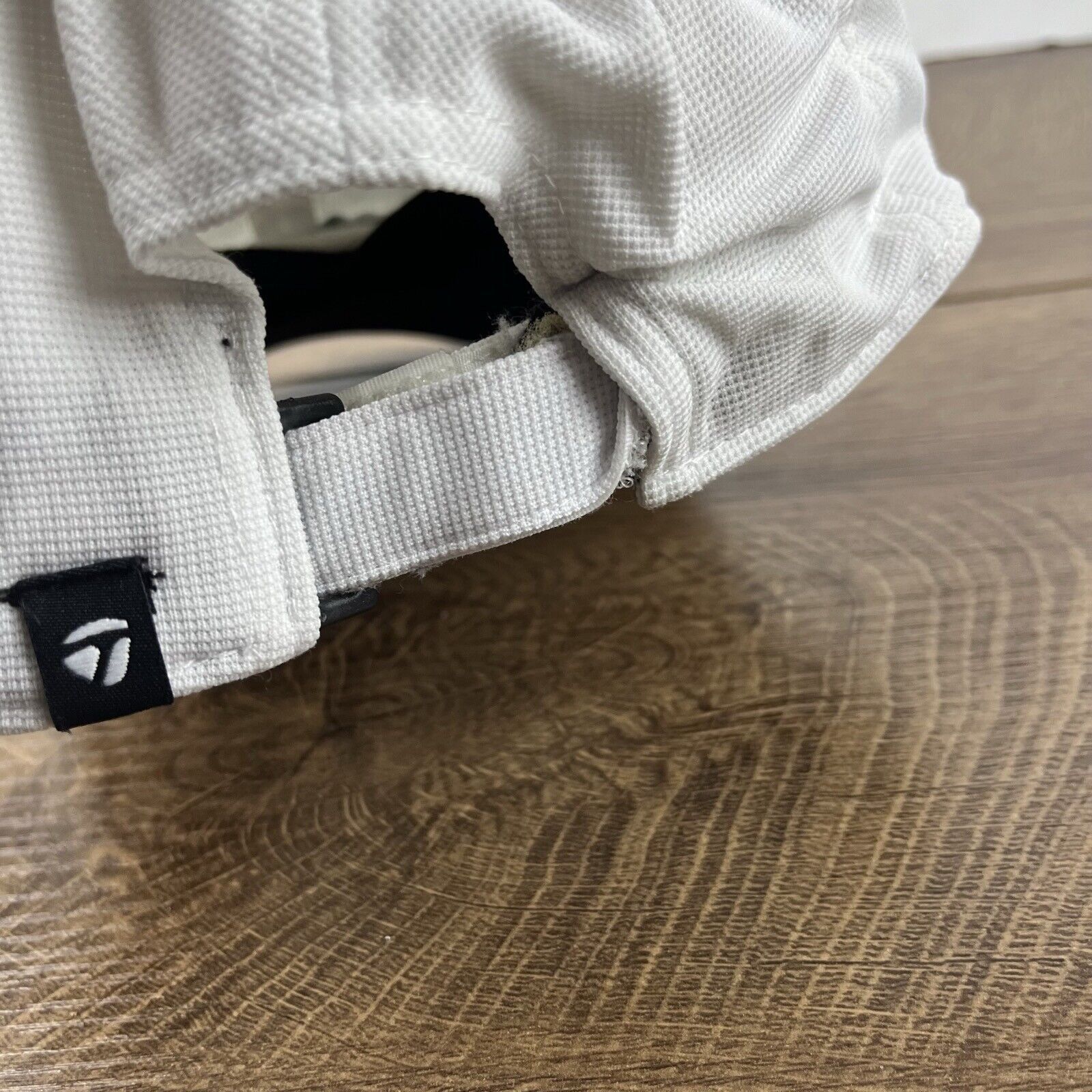 Other TaylorMade Golf Hat White TaylorMade Hat Adjustable Hat Whit Size ONE SIZE - 12 Thumbnail