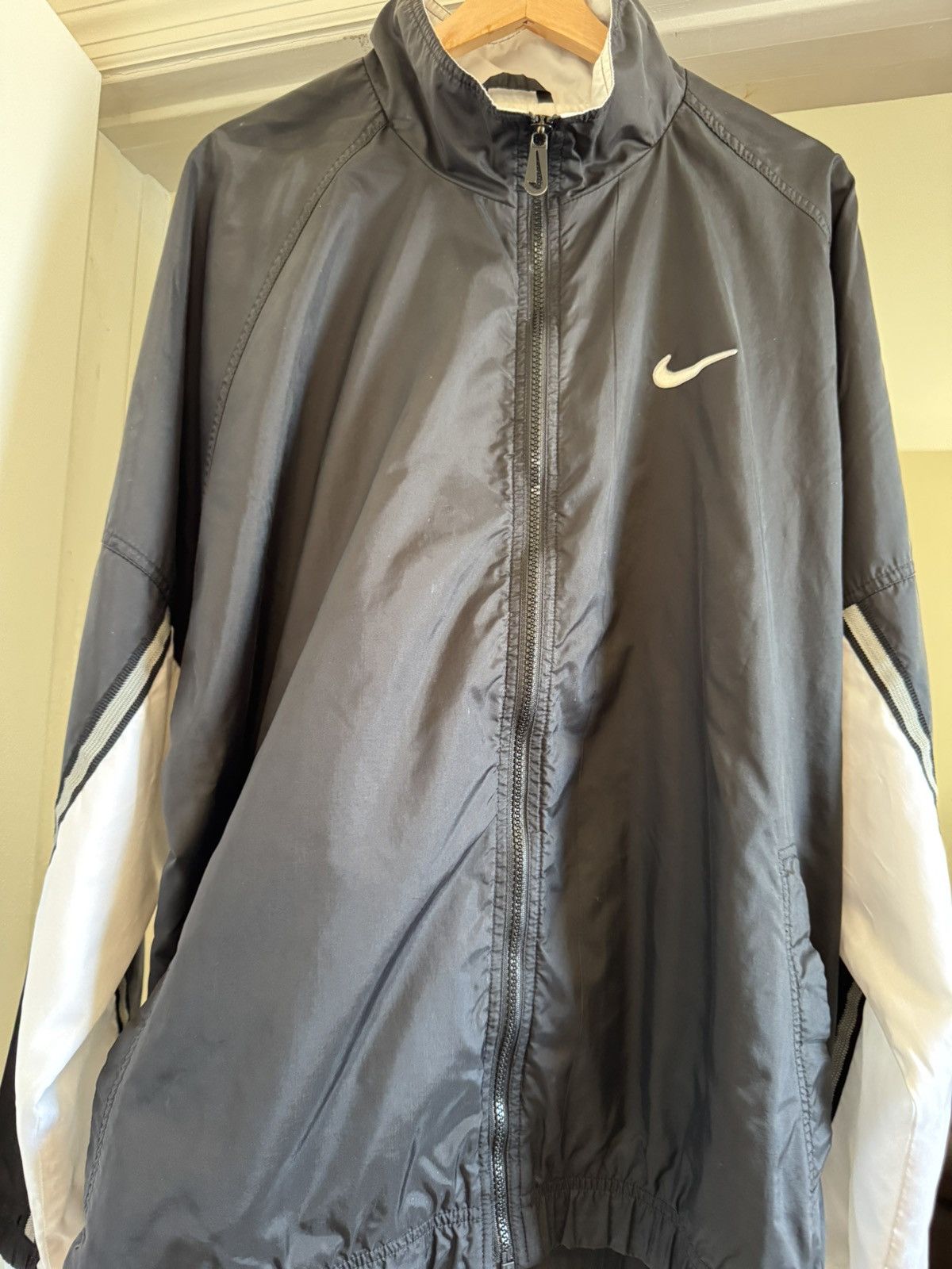 Nike Vintage Nike windbreaker full zip size XL made in thailand Size US XL / EU 56 / 4 - 2 Thumbnail