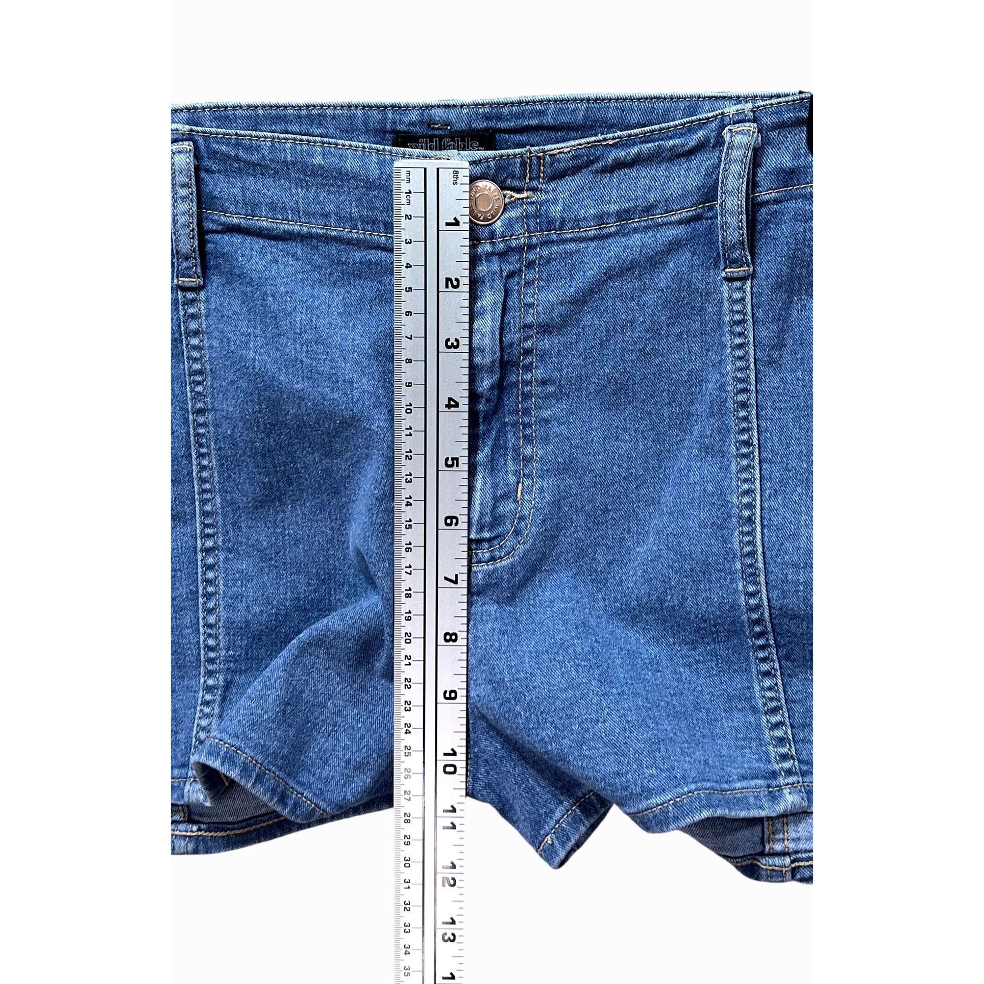 Other Wild Fable - Women's Super-High Rise Jean Shorts- 2.5 in Ins Size 36" / US 14 / IT 50 - 5 Thumbnail