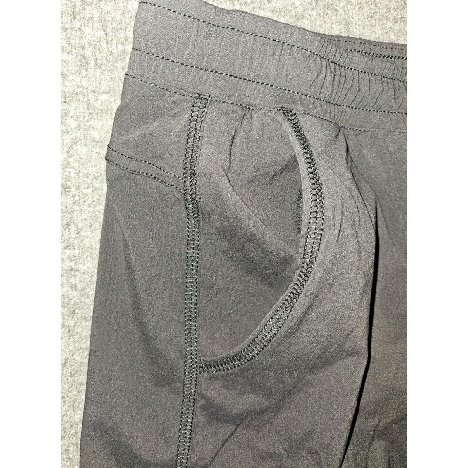 Eddie Bauer Eddie Bauer Hiking Skorts Women 14 Black Elastic Waist Drawstring Camp Skort Activewear Outdoor Athletic Stretch Zip Pocket Size ONE SIZE - 6 Thumbnail