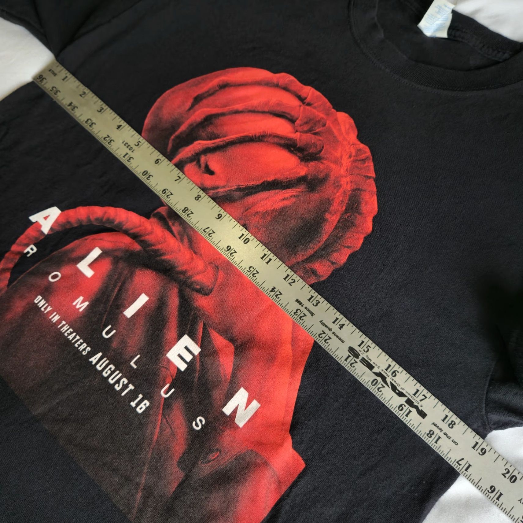 Port & Company Alien Romulus Facehugger Graphic T-Shirt Mens M Black 2024 Rare Exclusive Movie Promo Horror Sci-fi Size US M / EU 48-50 / 2 - 5 Thumbnail
