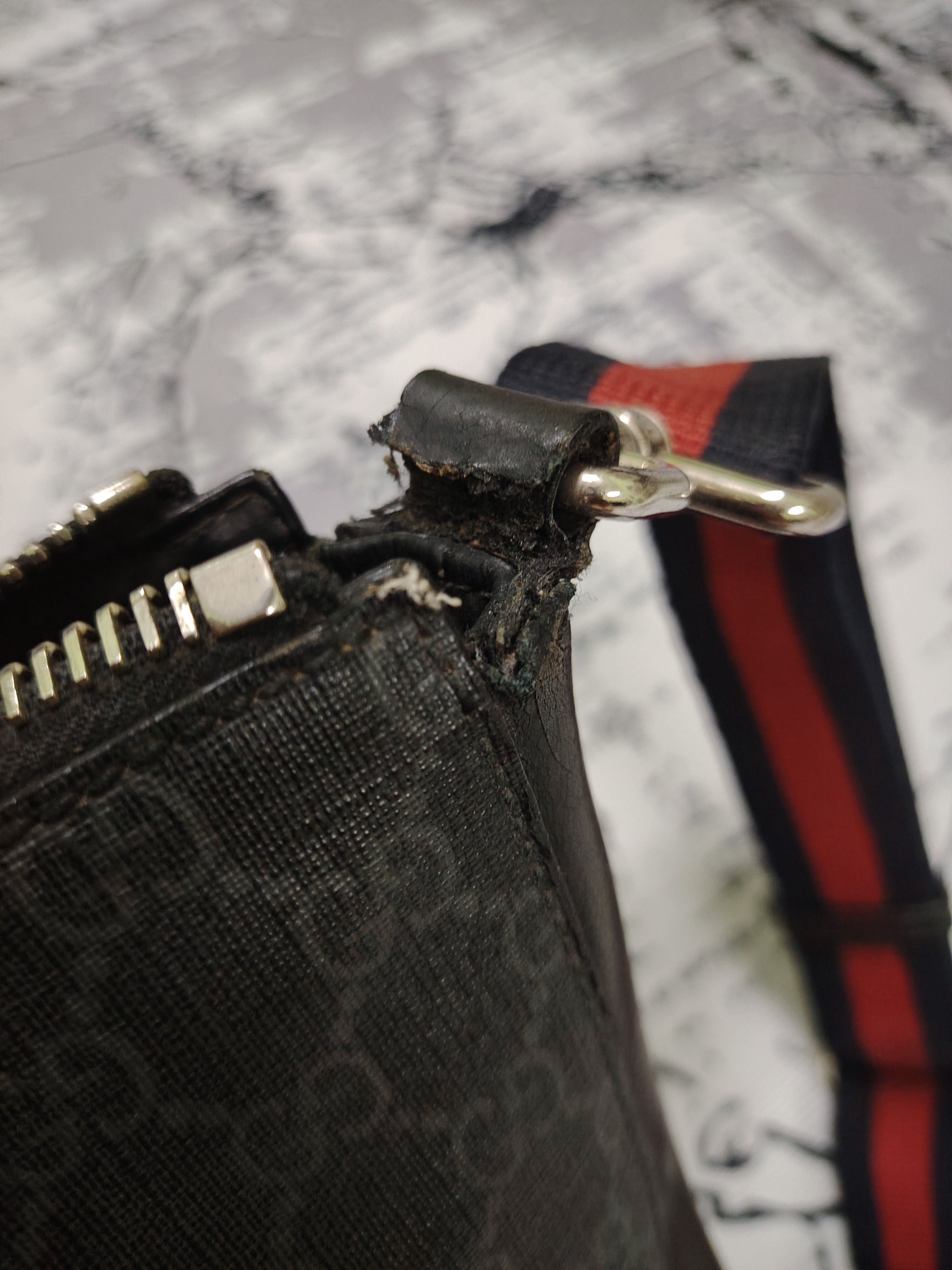 Gucci GUCCI DISTRESSED BAG MESSENGER MONOGRAM SUPREME GG Size ONE SIZE - 22 Thumbnail